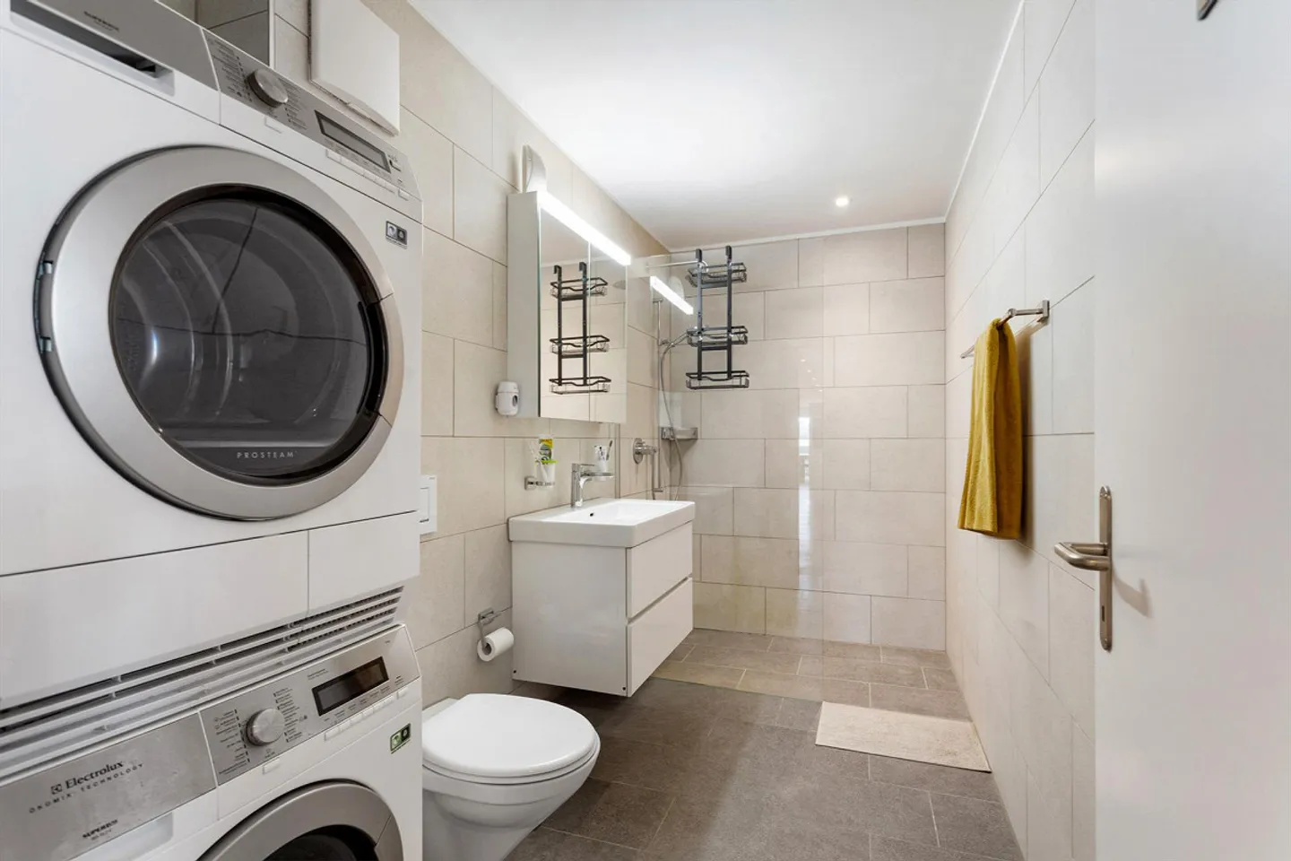 Your home with lasting views - Photo 3 of 7