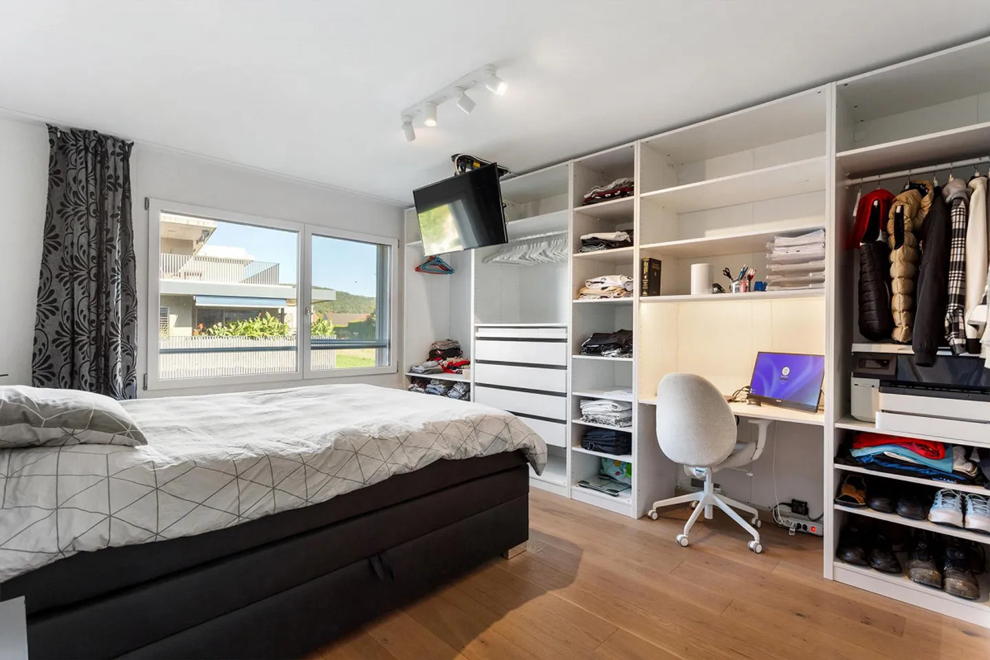 Your home with lasting views - Photo 4 of 7