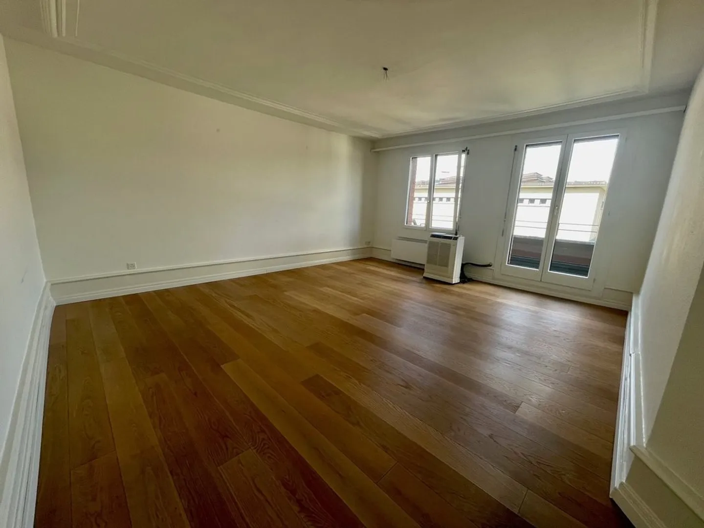 Apartment/Office in Historic Property - Photo 8 of 11