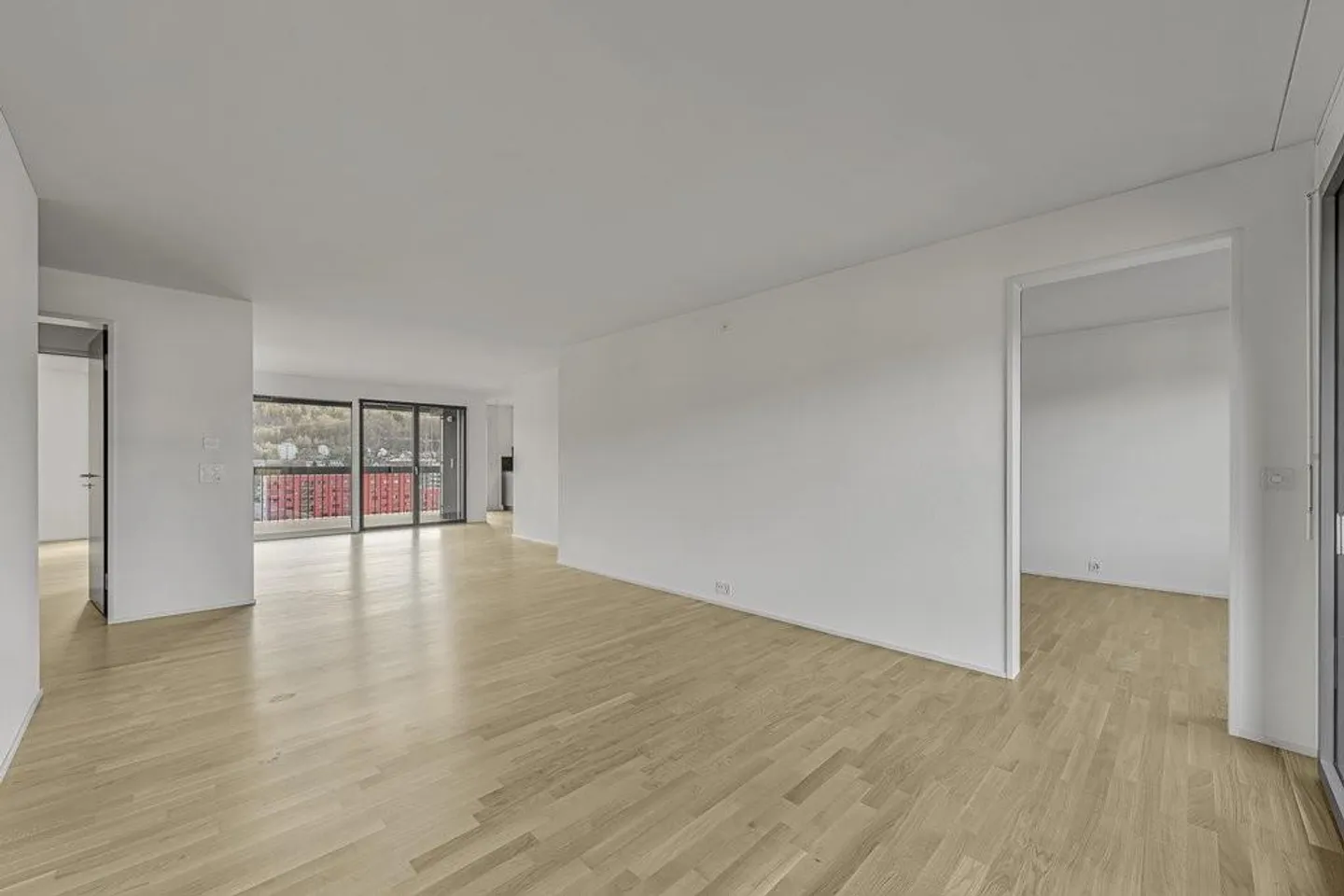 Exklusiv Wohnen mit Rooftop-Pool - Foto 4 von 10