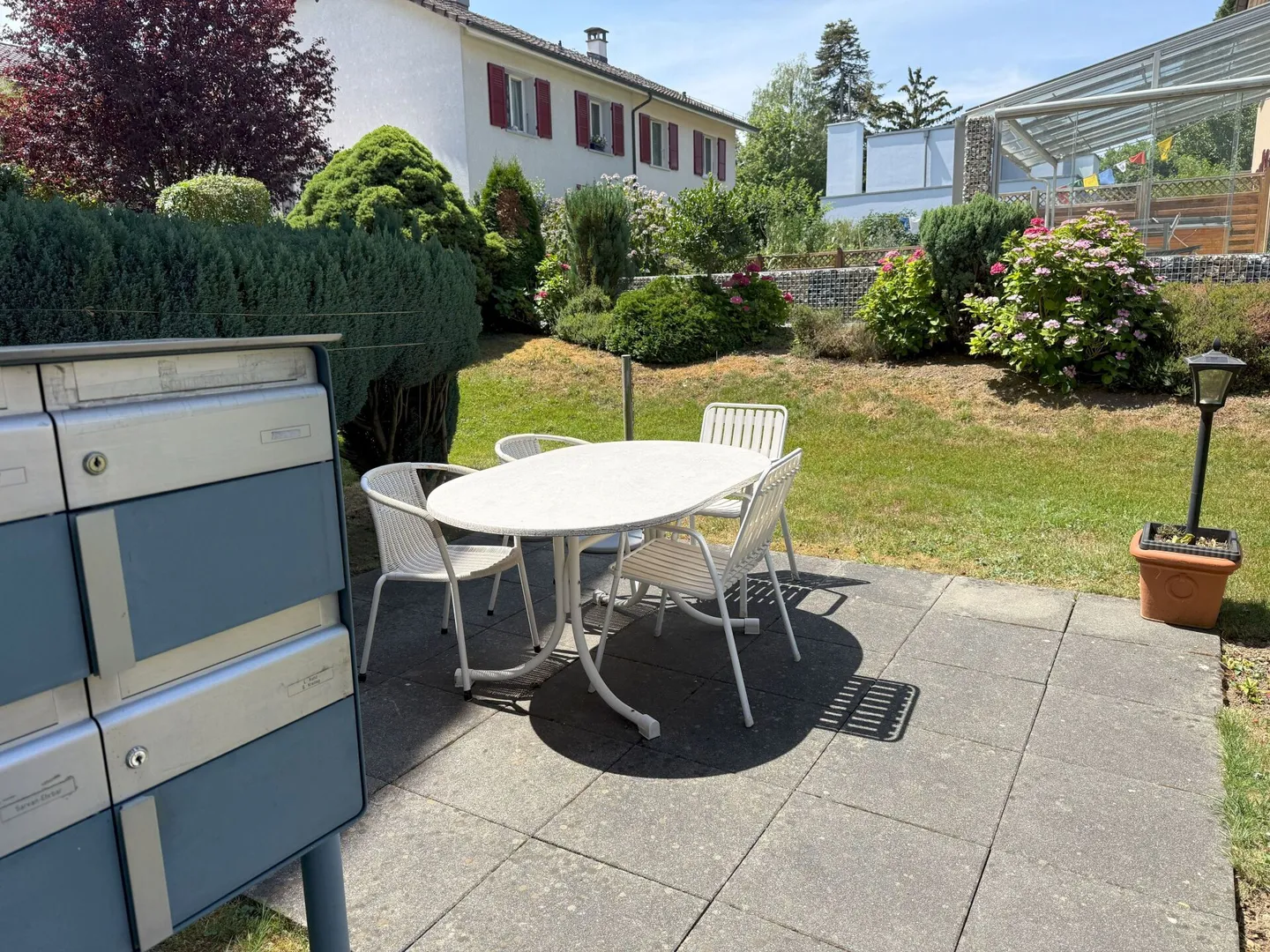 Living in Bern in a very beautiful, sunny and quiet neighborhood with plenty of greenery - Photo 3 of 18