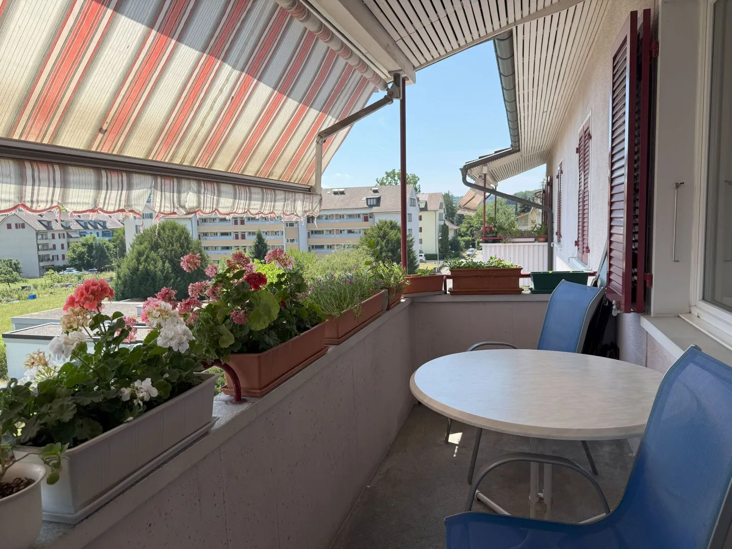 Living in Bern in a very beautiful, sunny and quiet neighborhood with plenty of greenery - Photo 16 of 18