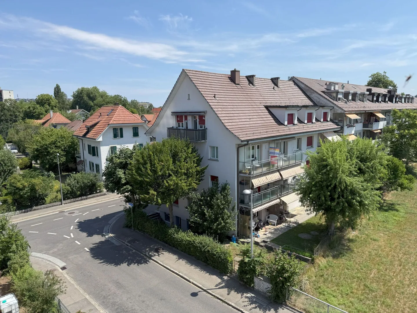 Living in Bern in a very beautiful, sunny and quiet neighborhood with plenty of greenery - Photo 17 of 18