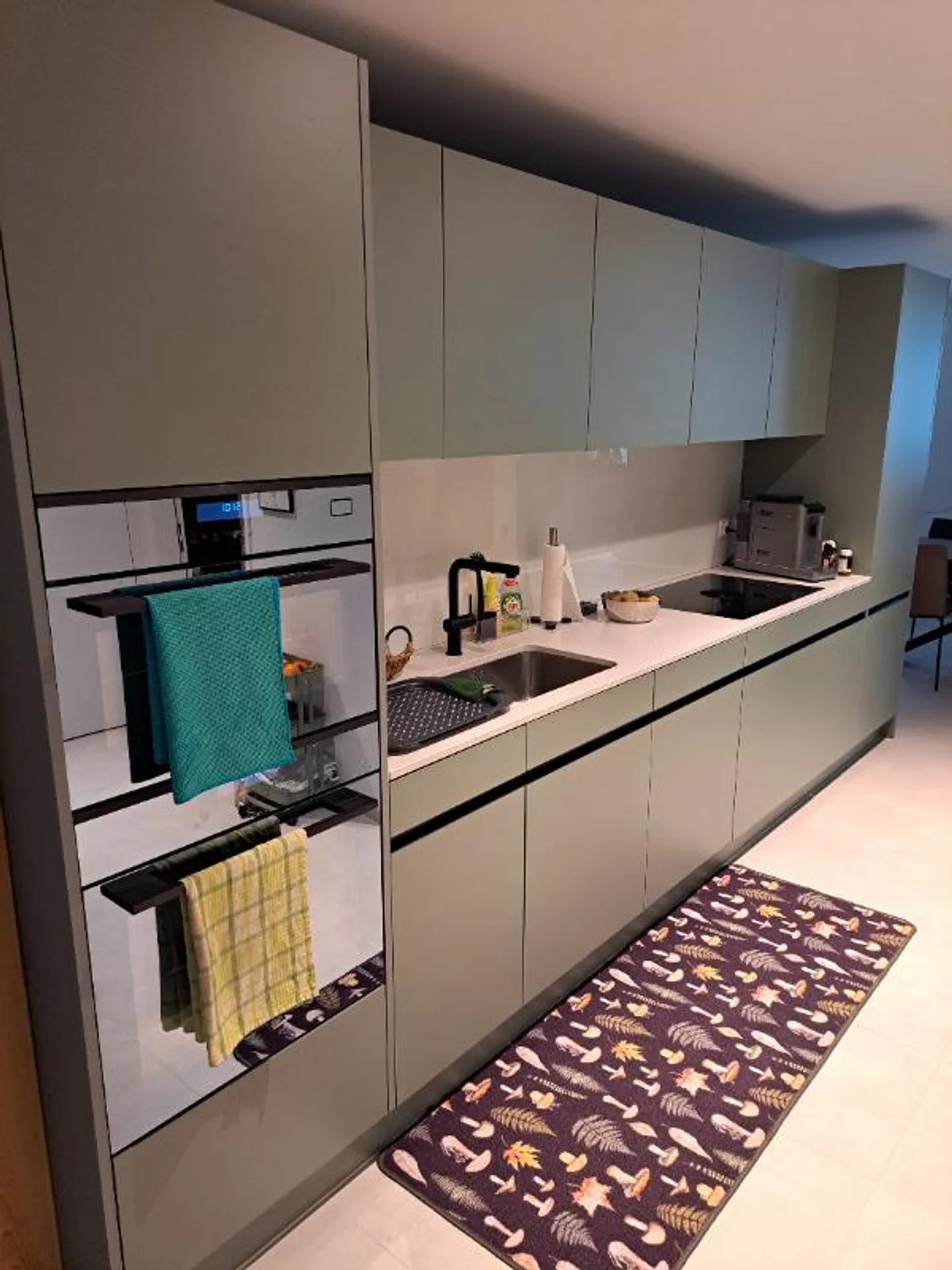 2.5 Room Apartment - Photo 3 of 5