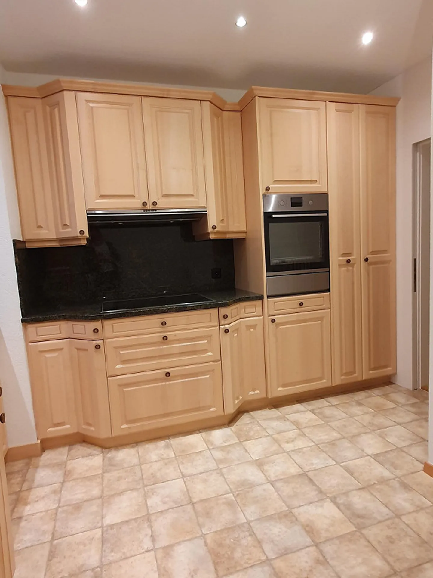 4.5 Zimmer-Wohnung ohne Balkon, mitten in der Altstadt - Foto 4 von 16