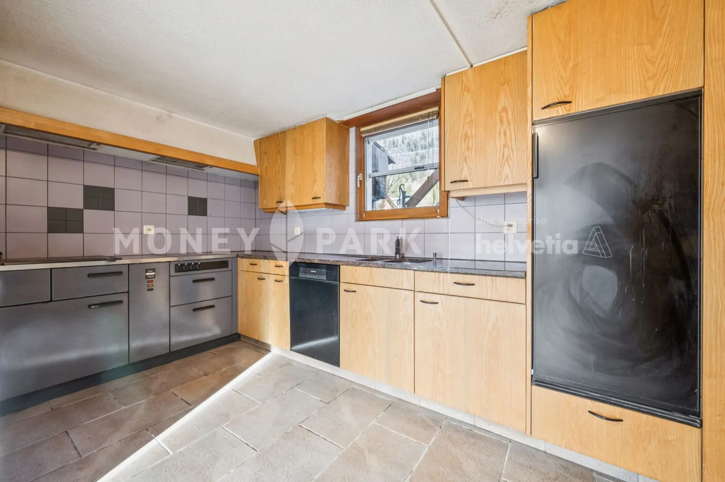 Maison individuelle avec potentiel de rénovation - Photo 4 sur 13