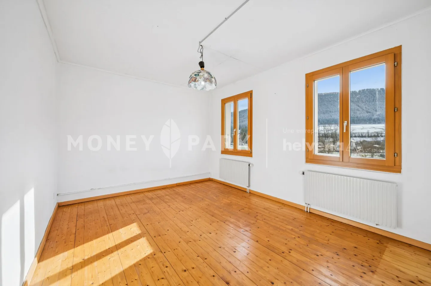 Maison individuelle avec potentiel de rénovation - Photo 7 sur 13