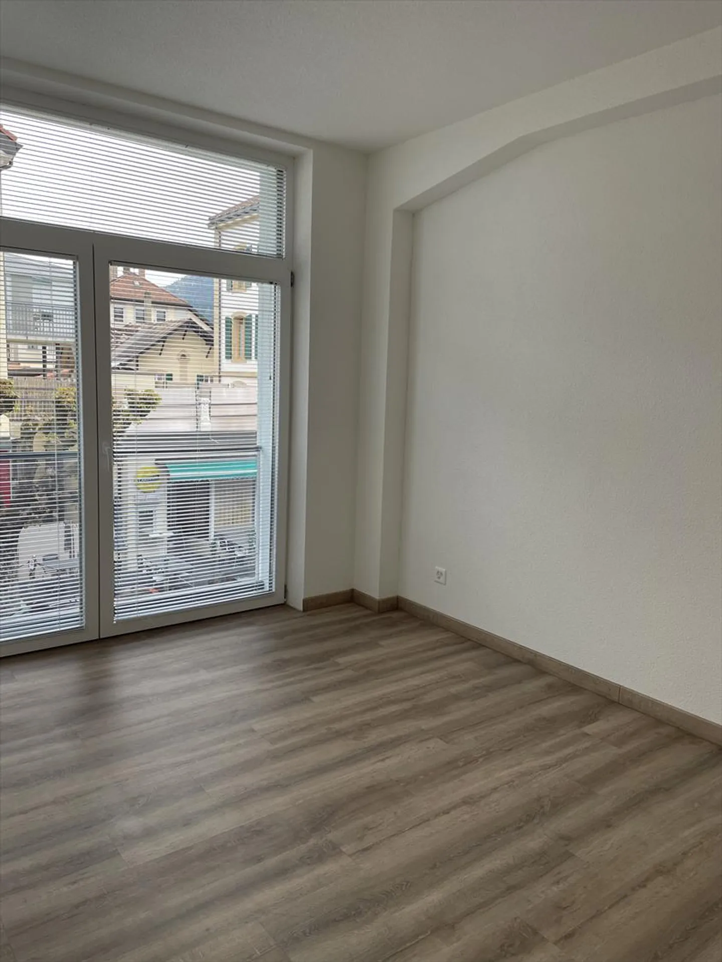 Appartamento 4.5 stanze - Foto 2 di 6