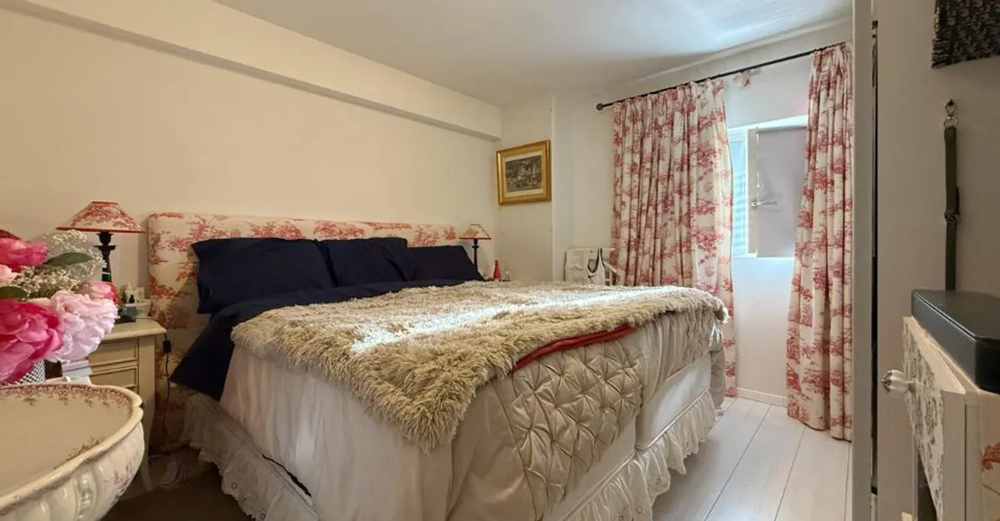 Family Chalet with Independent 3.5-Room Apartment for Sale in Chermignon d'en Haut - Bouillèt / Maze Area - Photo 13 of 13