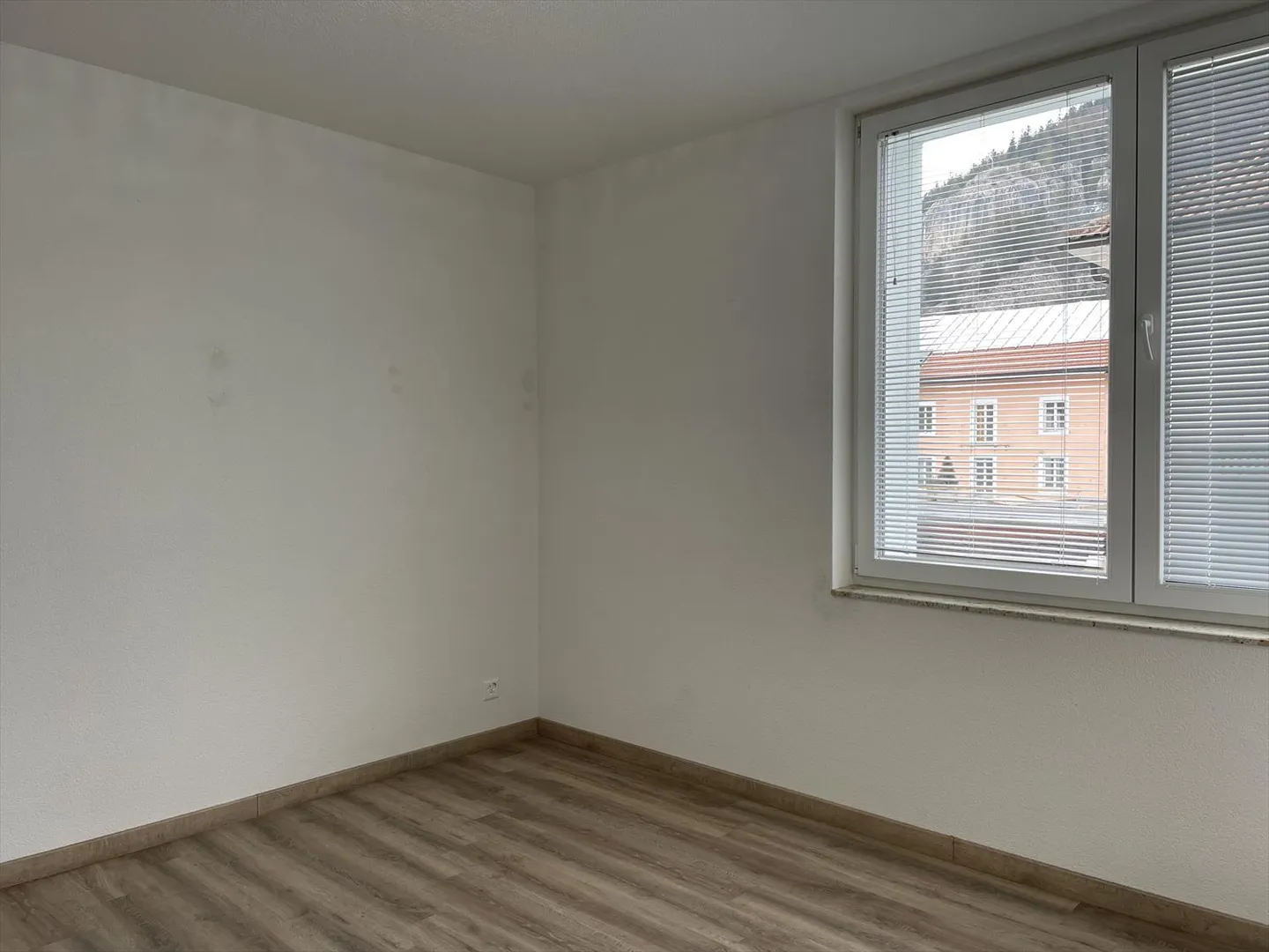 Appartamento 4.5 stanze - Foto 5 di 6