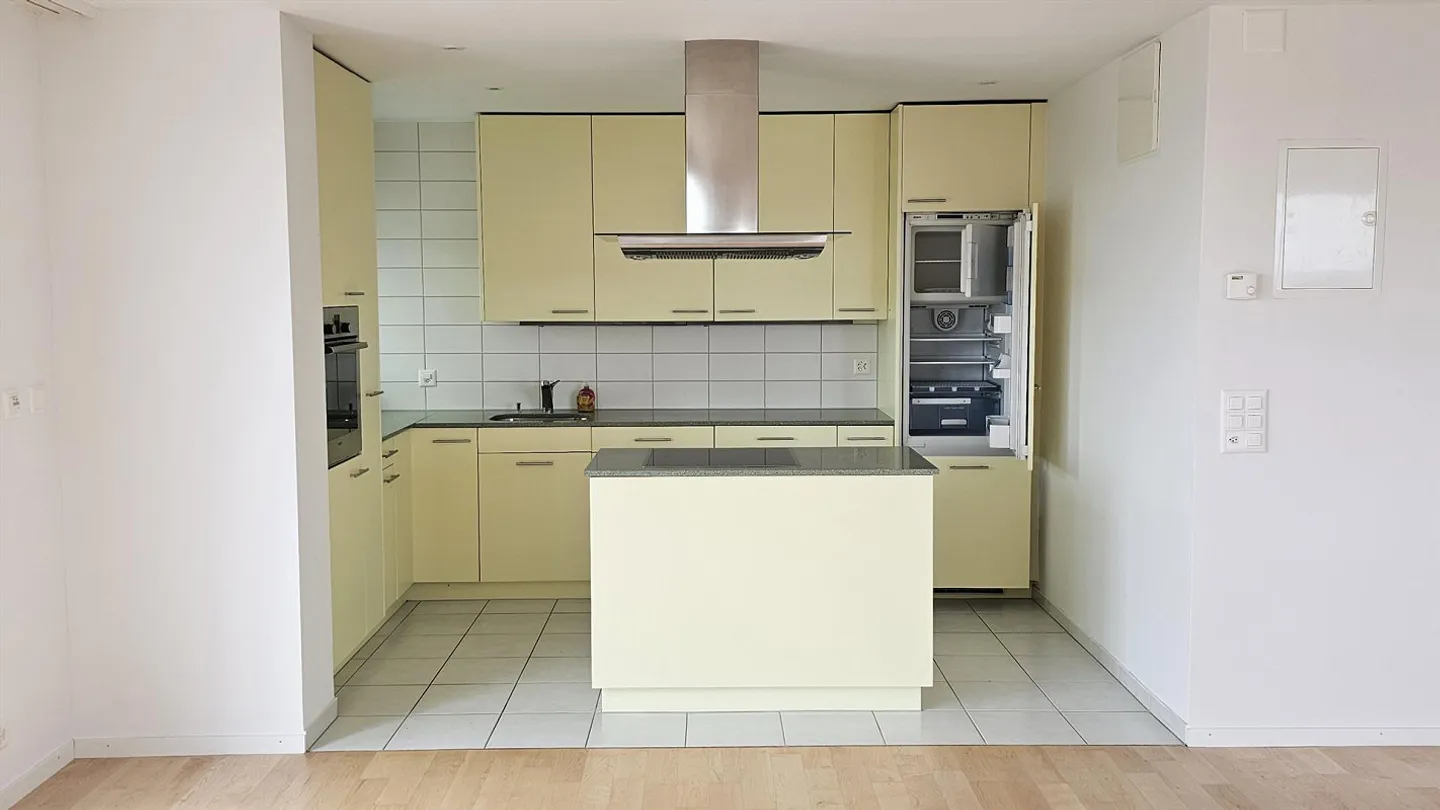 Modernes Penthouse mit Stadtblick - Foto 4 von 17