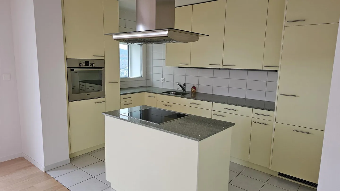 Modernes Penthouse mit Stadtblick - Foto 5 von 17