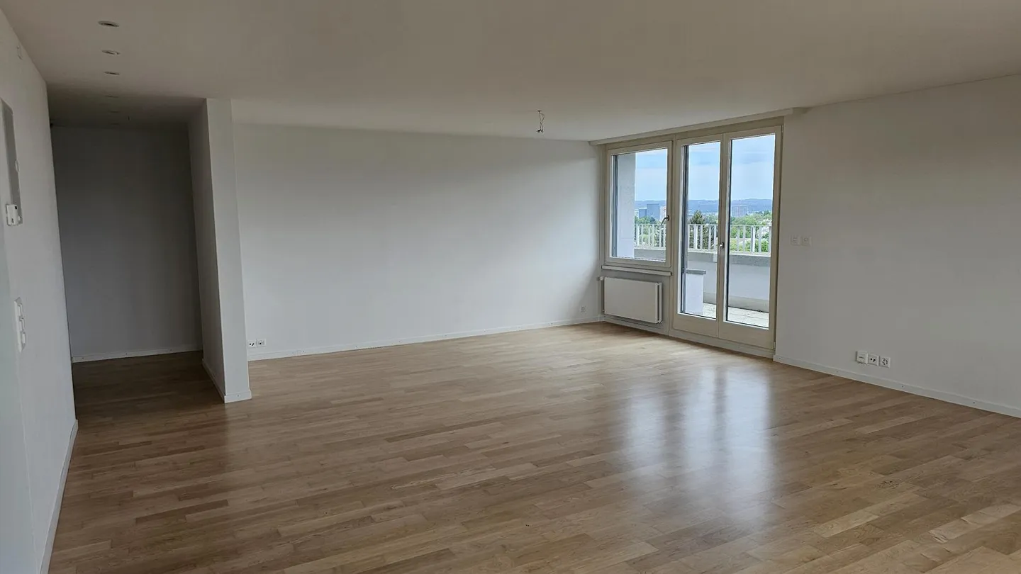 Modernes Penthouse mit Stadtblick - Foto 2 von 17
