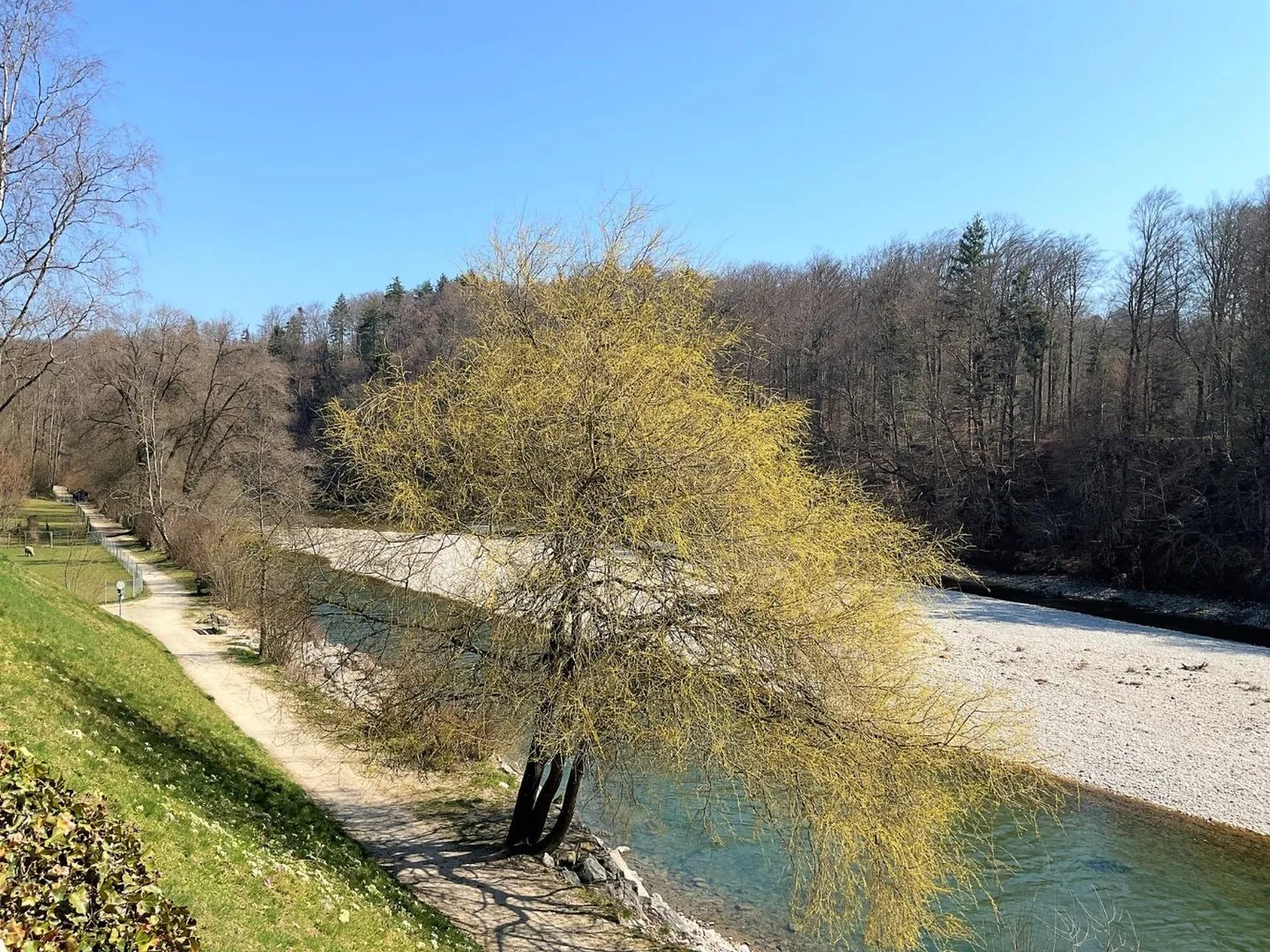 Charming single-family house with idyllic garden and stunning view - Photo 5 of 14
