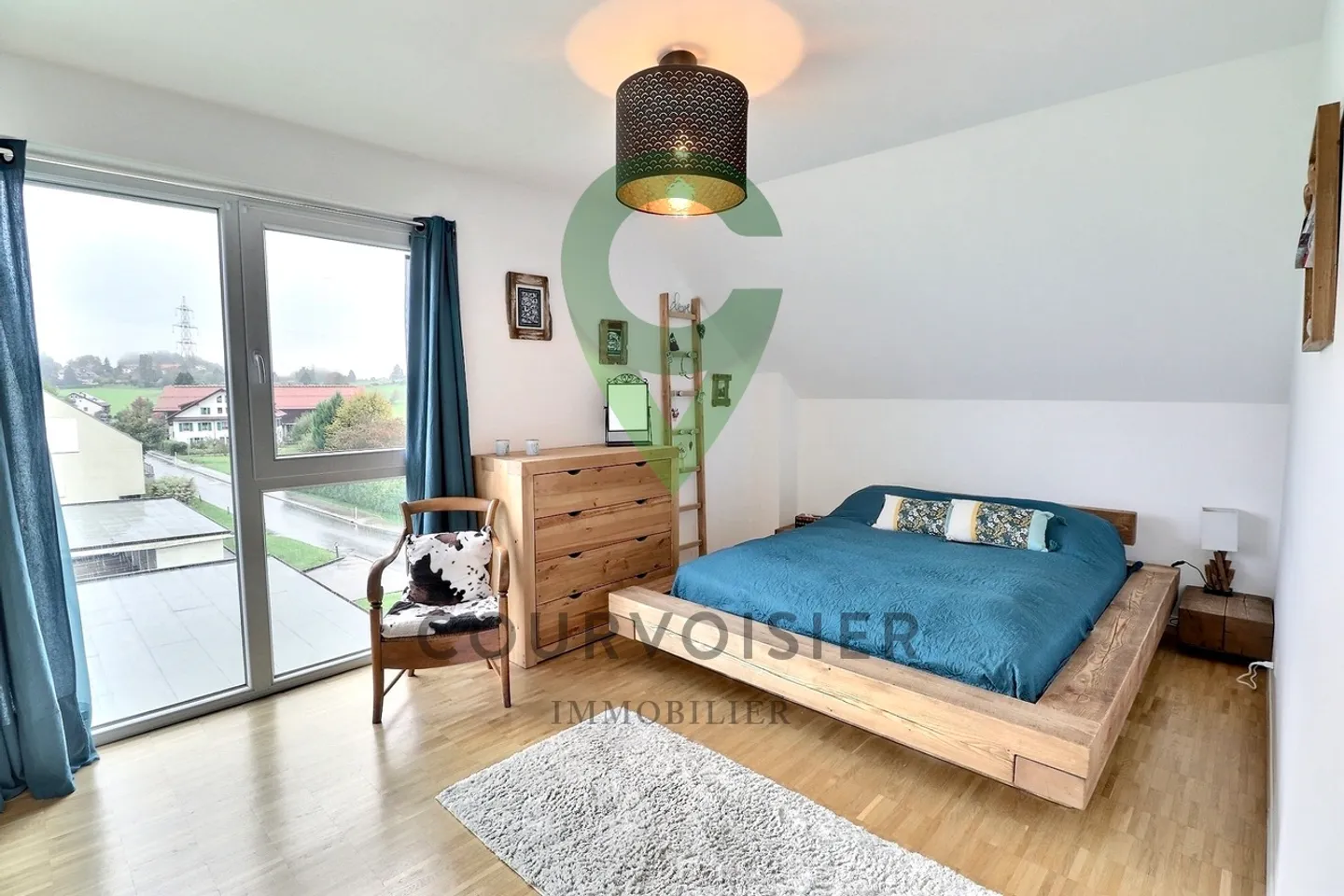 4,5-Zimmer-Wohnung mit Charakter, Komfort und ländlichem Blick - Foto 3 von 7