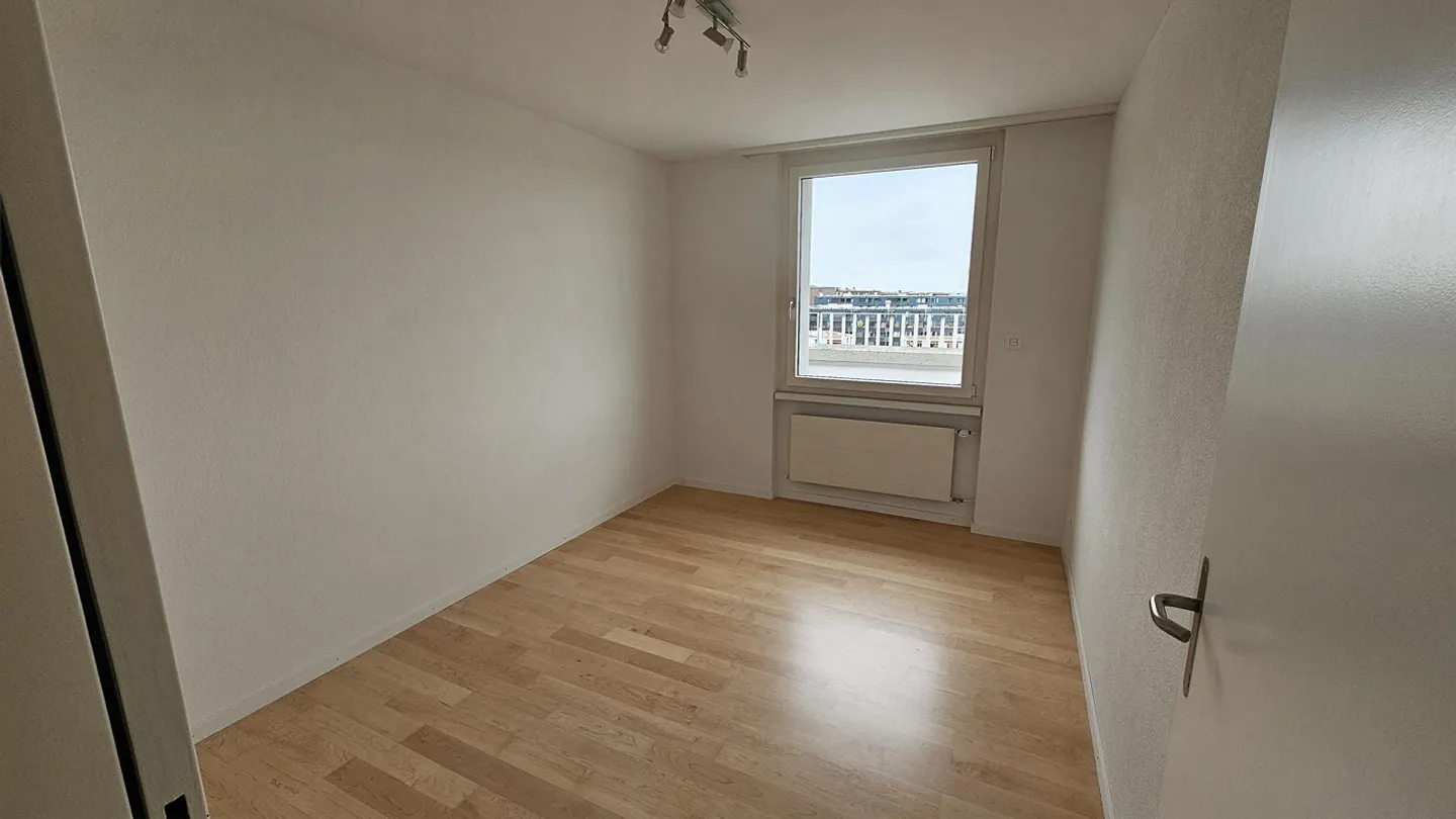 Modernes Penthouse mit Stadtblick - Foto 15 von 17