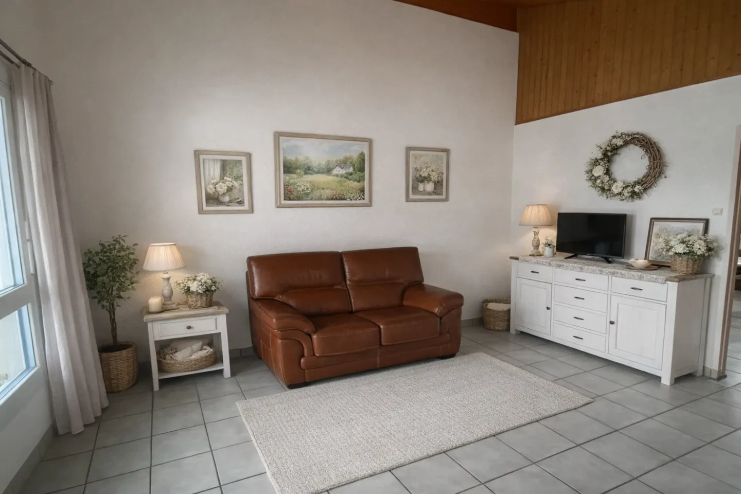 3.5 Room Apartment - Photo 4 of 6