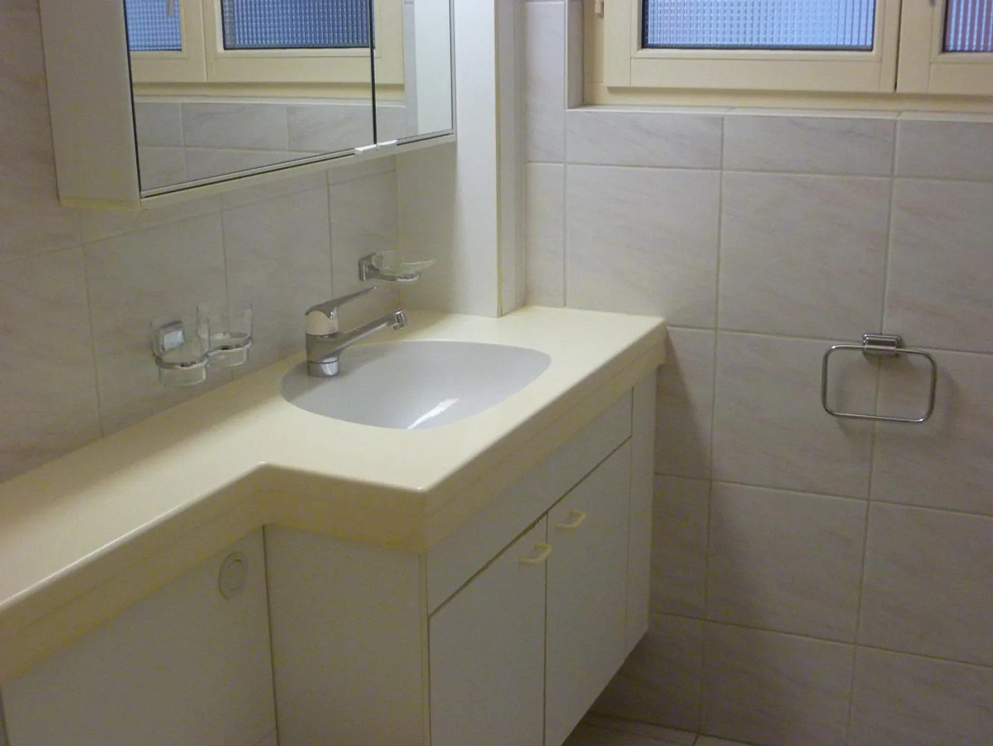 Charming apartment in the old town of Schaffhausen - Photo 4 of 6