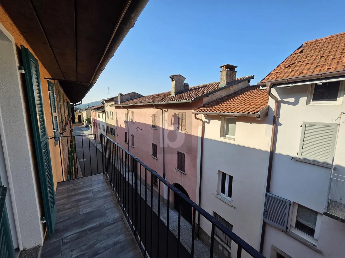 Einladend und sonnig in zentraler Lage - Foto 4 von 5