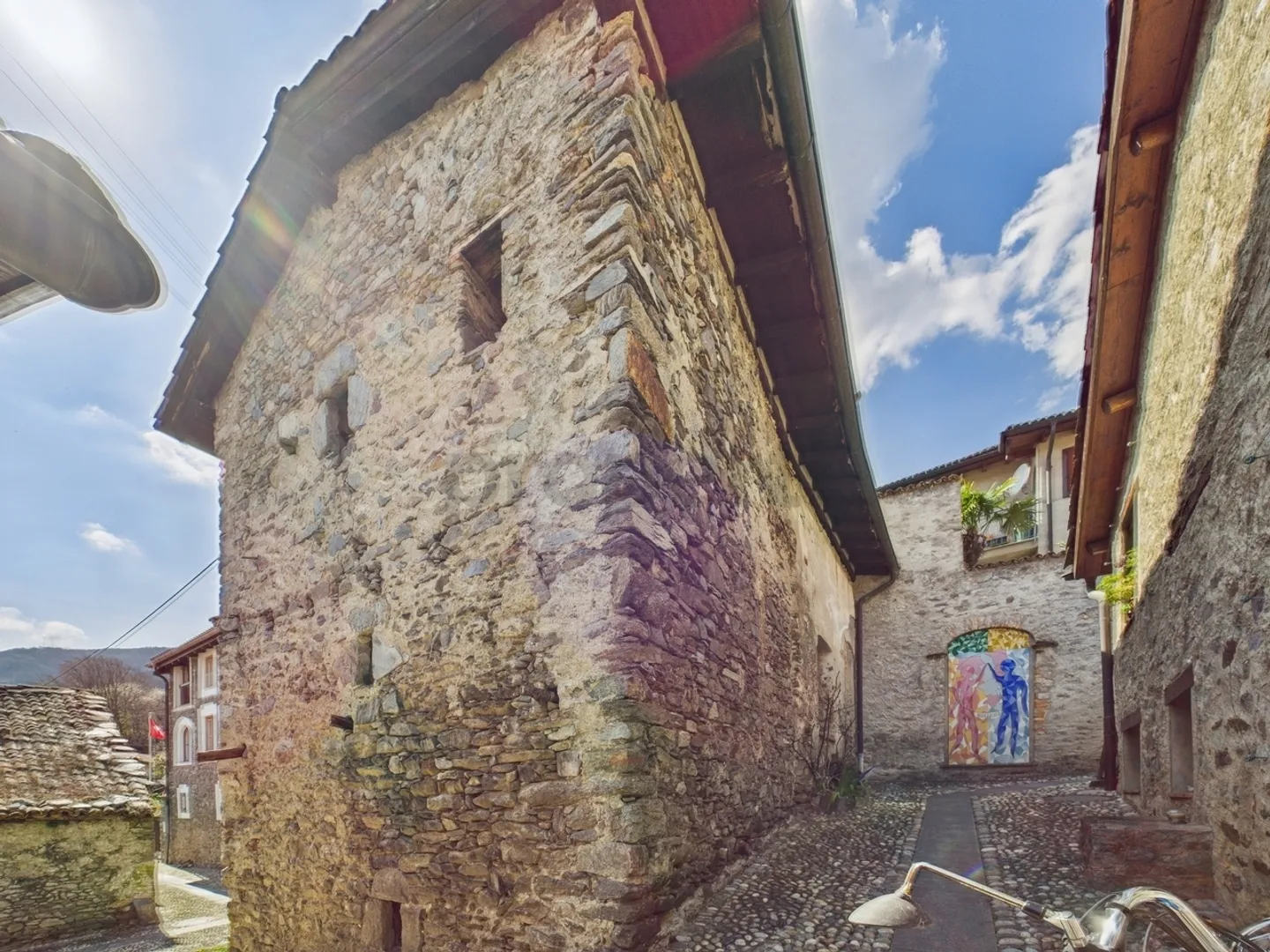 Rustico da ristrutturare nel cuore di Torricella/Taverne  Ottimo investimento - Foto 7 di 9