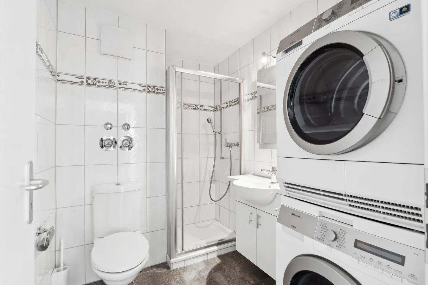 Appartement Loft Stylé avec Vue - Photo 5 sur 6