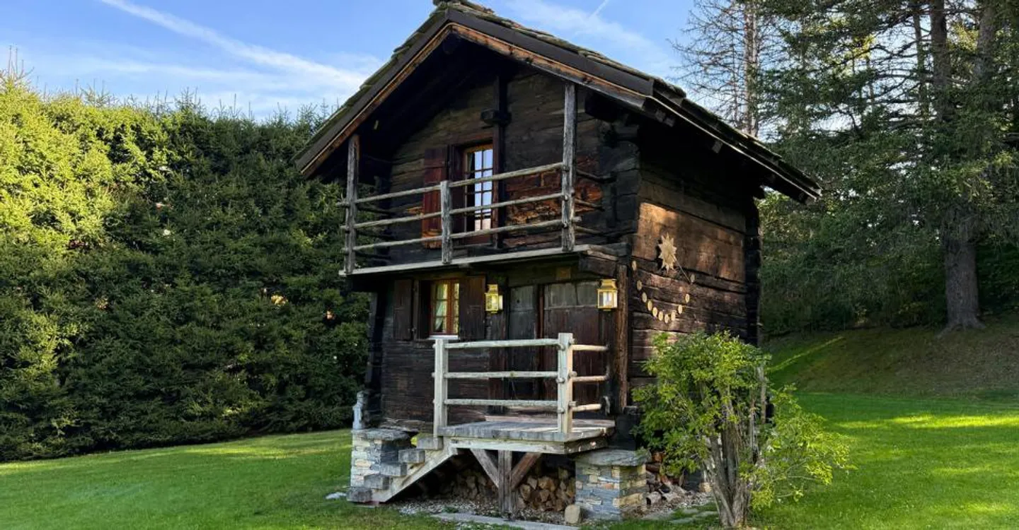 Luxury Chalet 6.5 Rooms + Independent Mazot - Crans-Montana - Photo 13 of 13