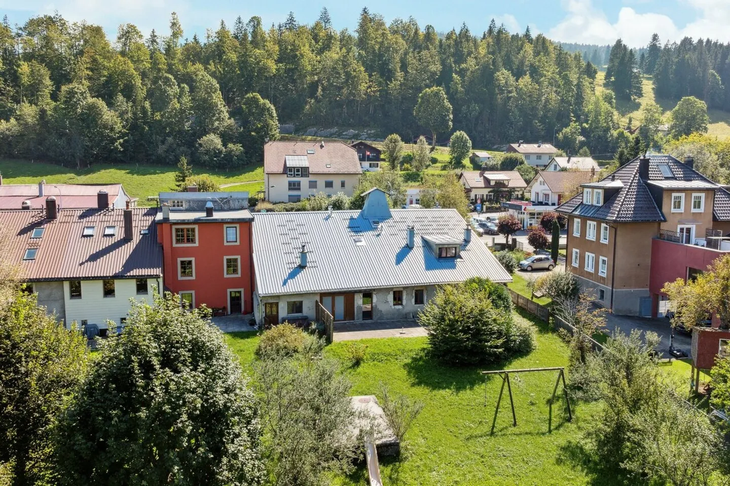 Ferme du XVIIe siècle rénovée au coeur de la Vallée de Joux - Photo 22 sur 23