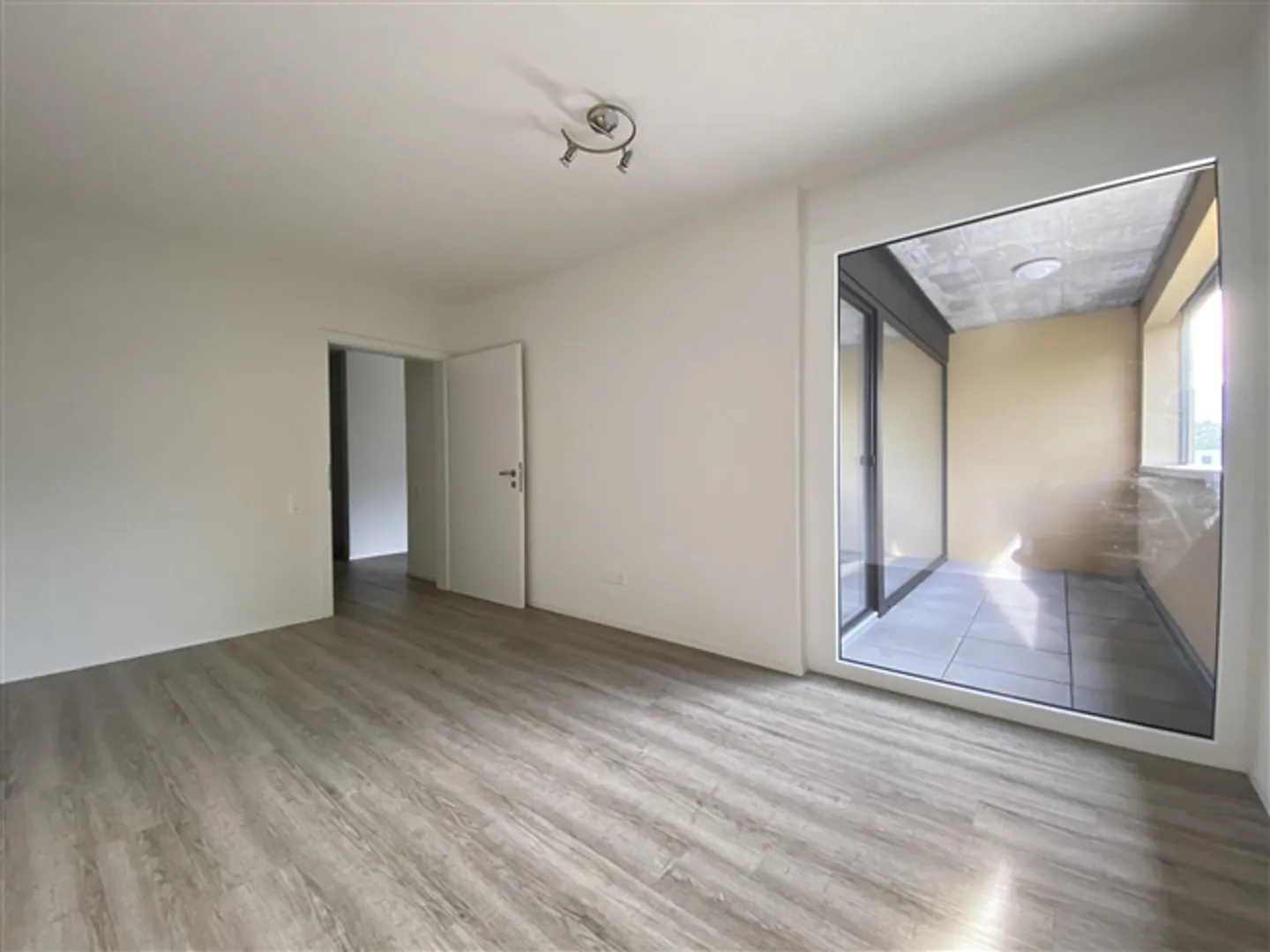 «Geschützte 3,5-Zimmer-Wohnung zur Miete» - Foto 3 von 12