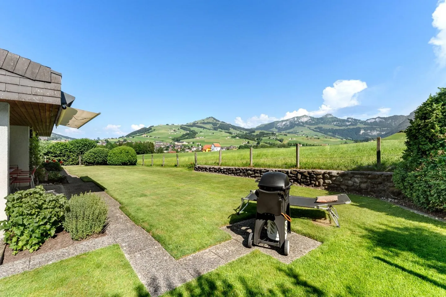Familienhaus mit atemberaubender Aussicht - Foto 6 von 30