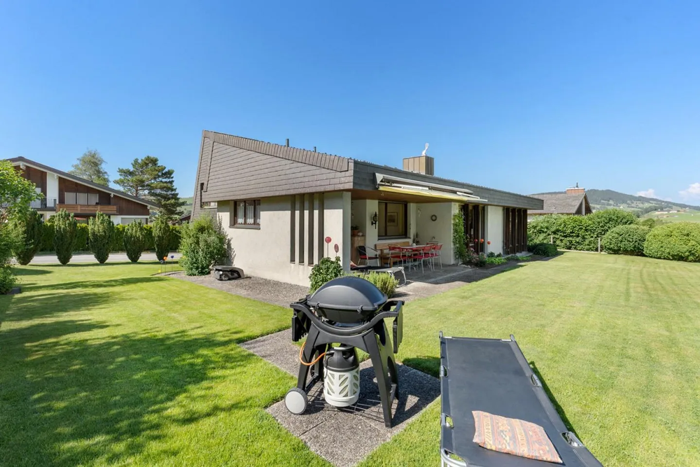 Familienhaus mit atemberaubender Aussicht - Foto 7 von 30