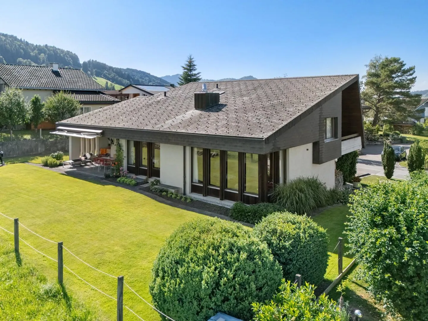 Familienhaus mit atemberaubender Aussicht - Foto 5 von 30