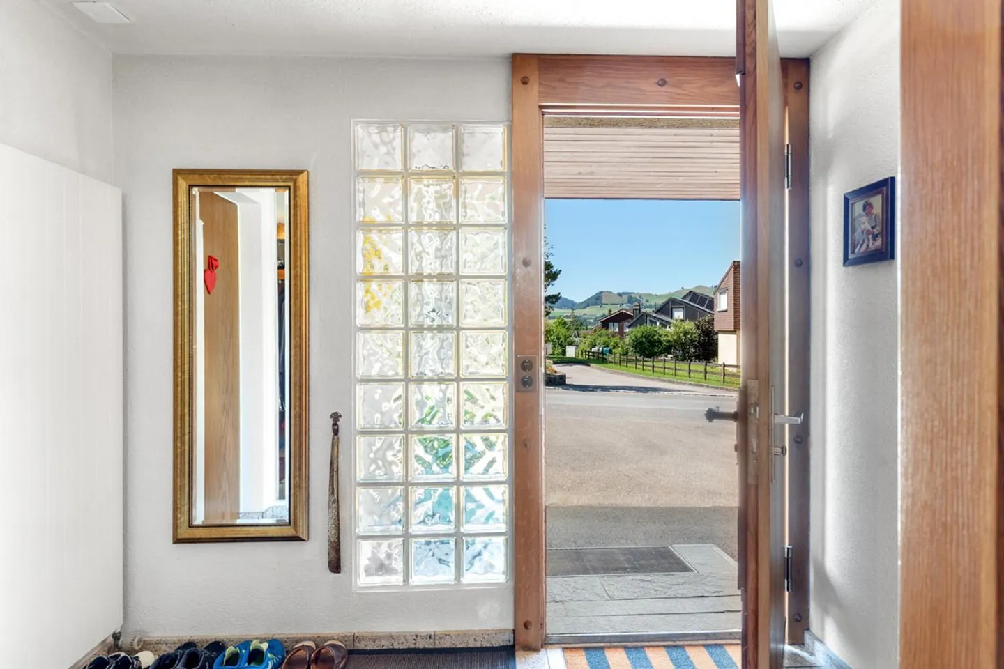 Familienhaus mit atemberaubender Aussicht - Foto 8 von 30