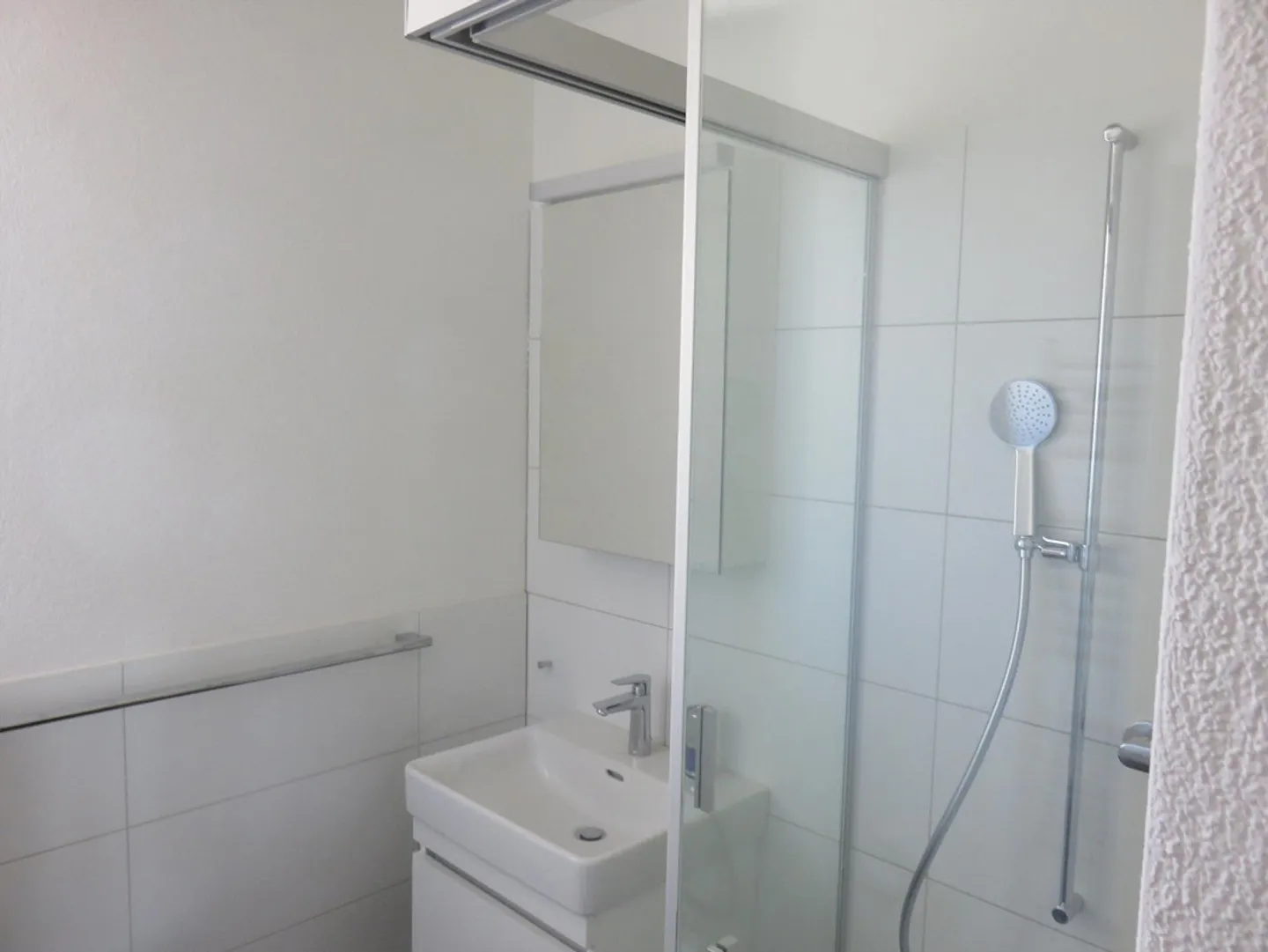 Geräumige Wohnung in renoviertem Haus - Foto 8 von 12