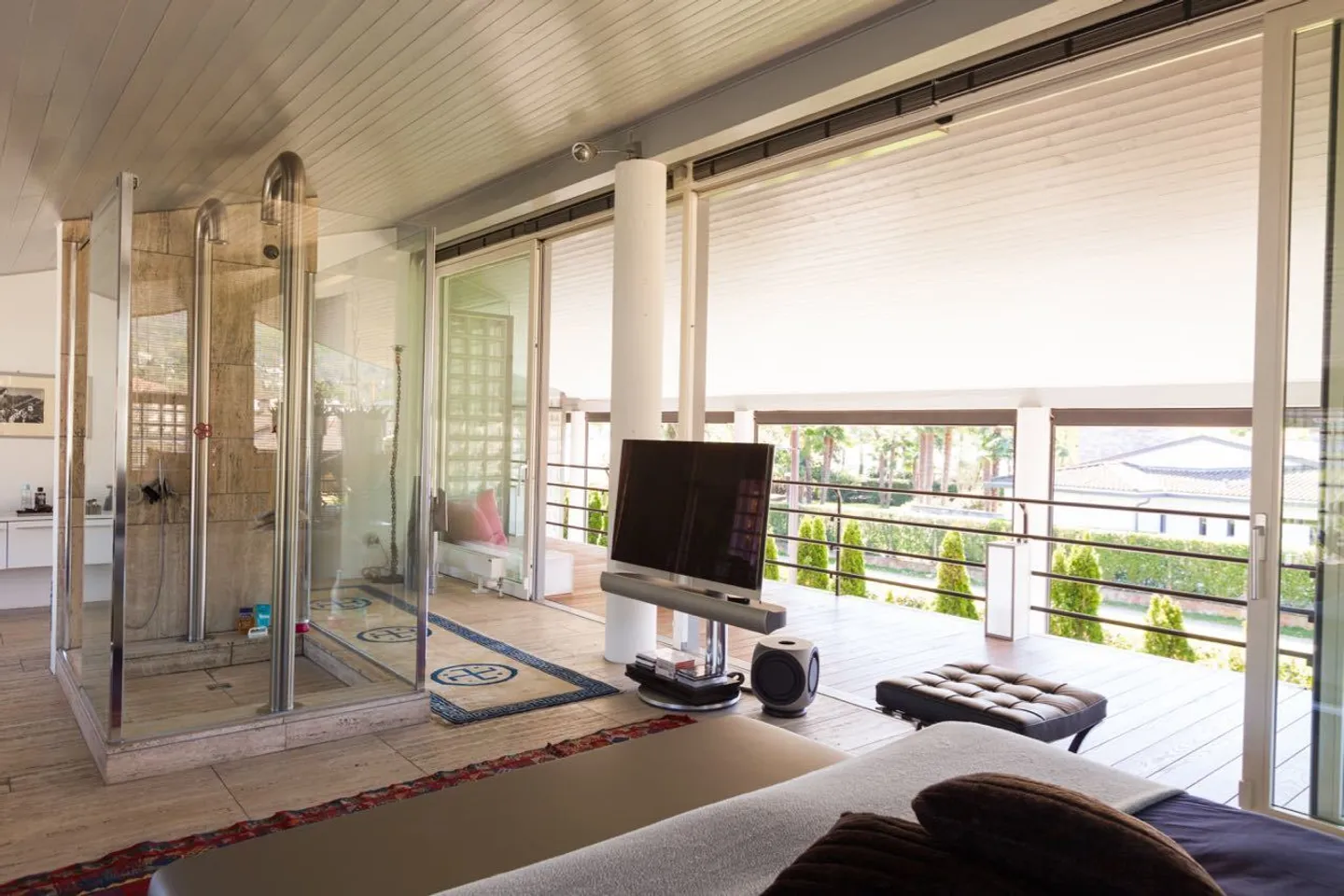 Luxury Villa by Lake Lugano - Photo 19 of 24