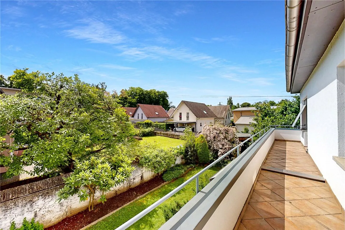 250 m² de surface habitable au cœur de Wildegg, calme, terrain de 784 m² WA3, à 100 m des transports publics et de Migros - Photo 13 sur 13