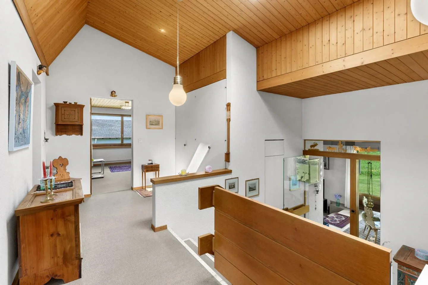 Familienhaus mit atemberaubender Aussicht - Foto 23 von 30