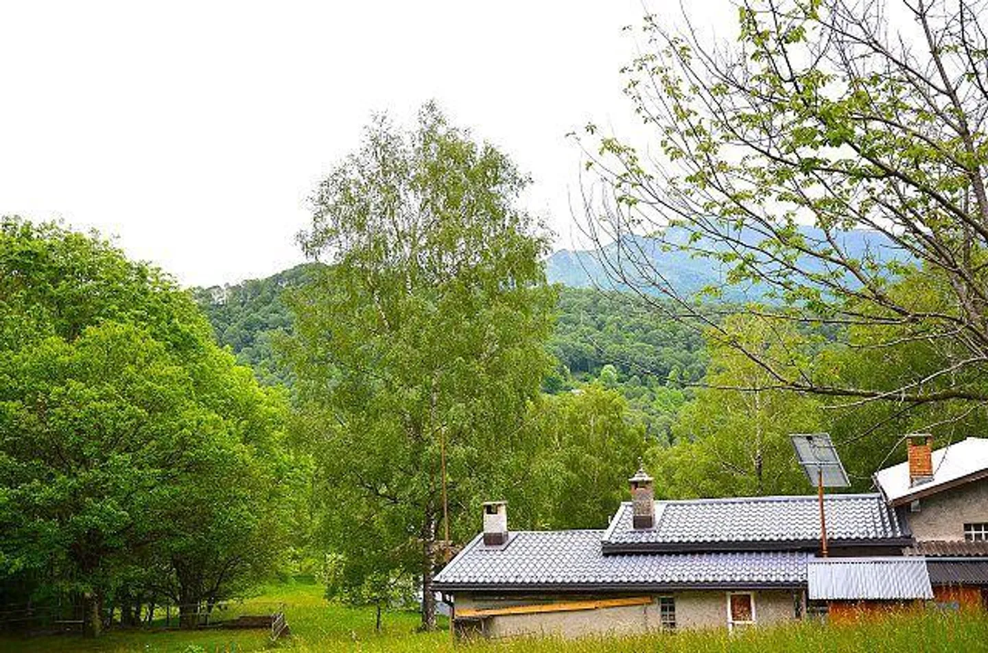 piccola casa vacanze vicino al ruscello in una posizione molto tranquilla e soleggiata con vista ... - Foto 9 di 26