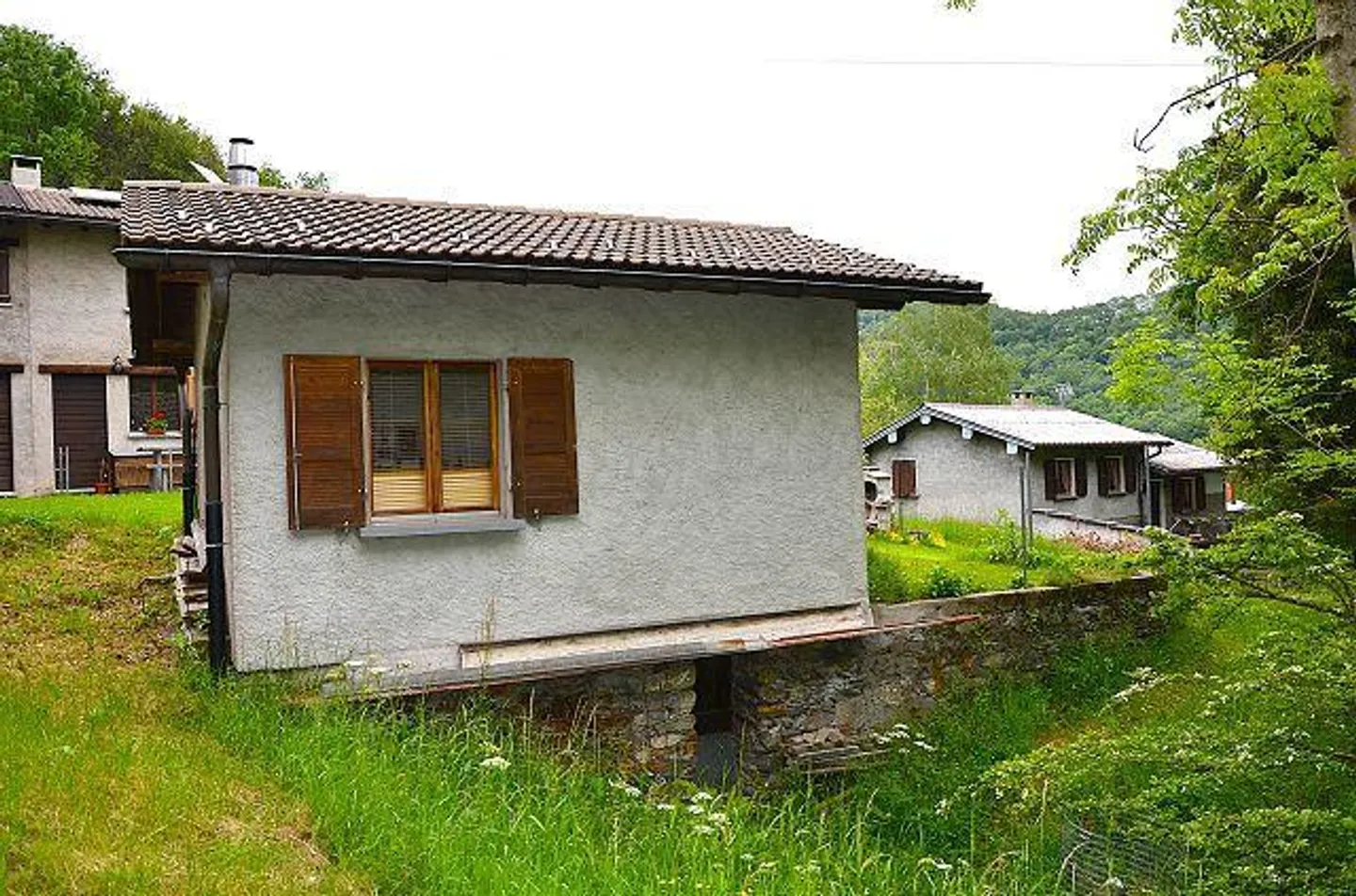 piccola casa vacanze vicino al ruscello in una posizione molto tranquilla e soleggiata con vista ... - Foto 23 di 26