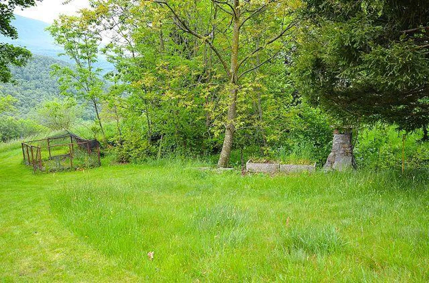 piccola casa vacanze vicino al ruscello in una posizione molto tranquilla e soleggiata con vista ... - Foto 12 di 26