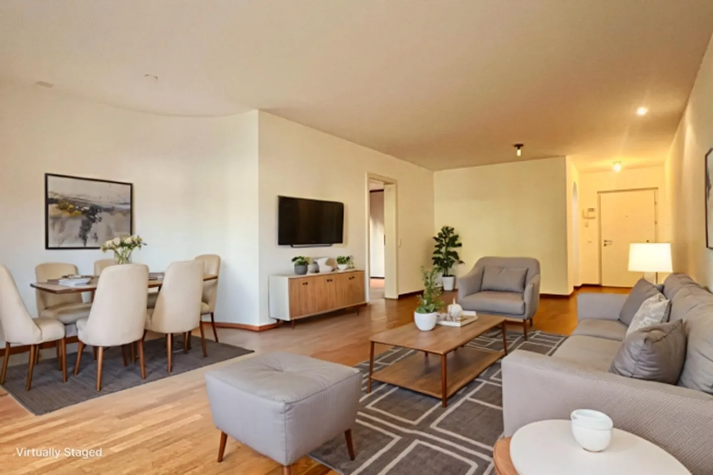 Elegant 2.5 Apartment in Parco Gabriel - Photo 2 of 20