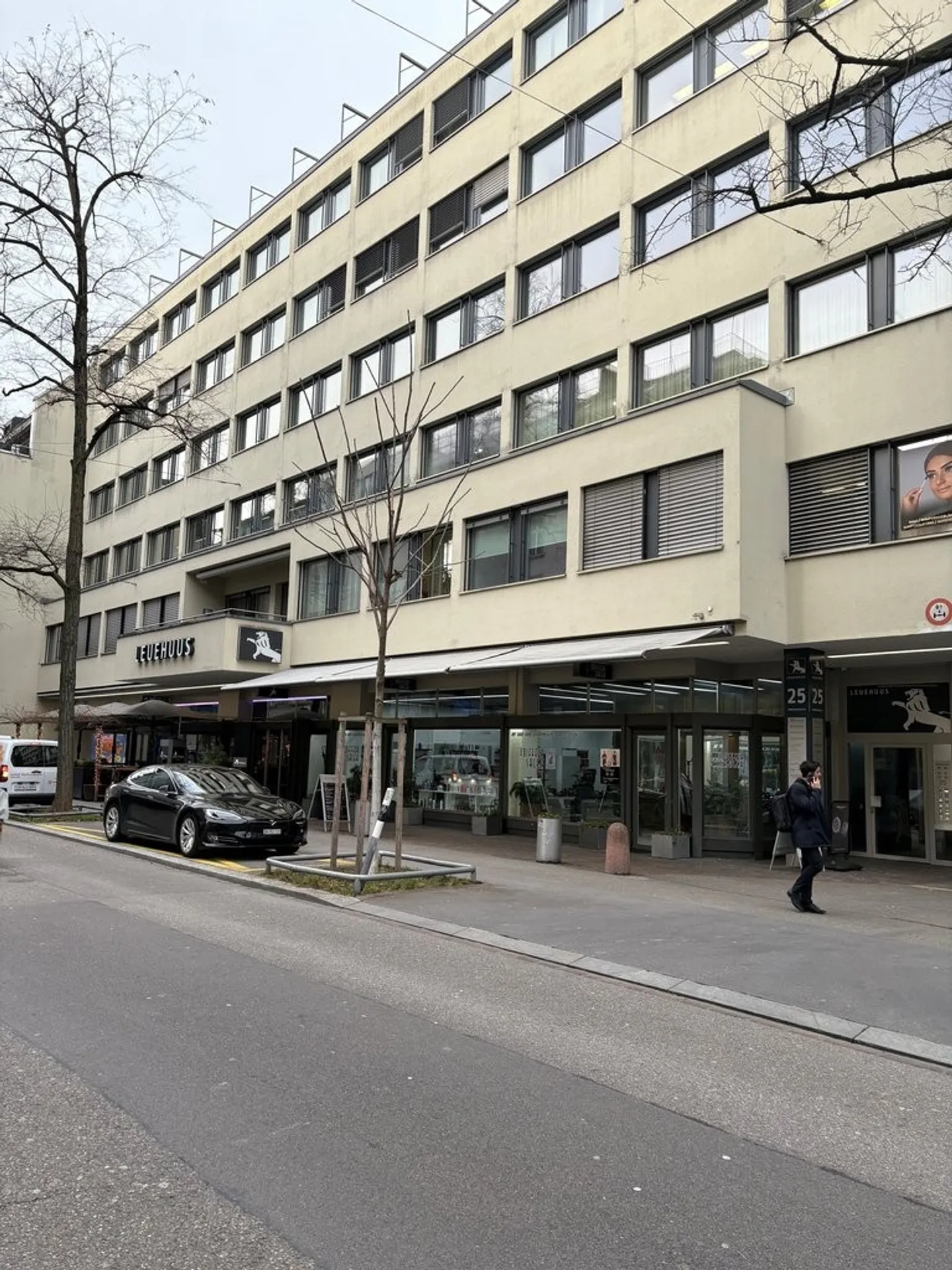 Places de stationnement à louer au cœur de Zurich ! - Photo 1 sur 2