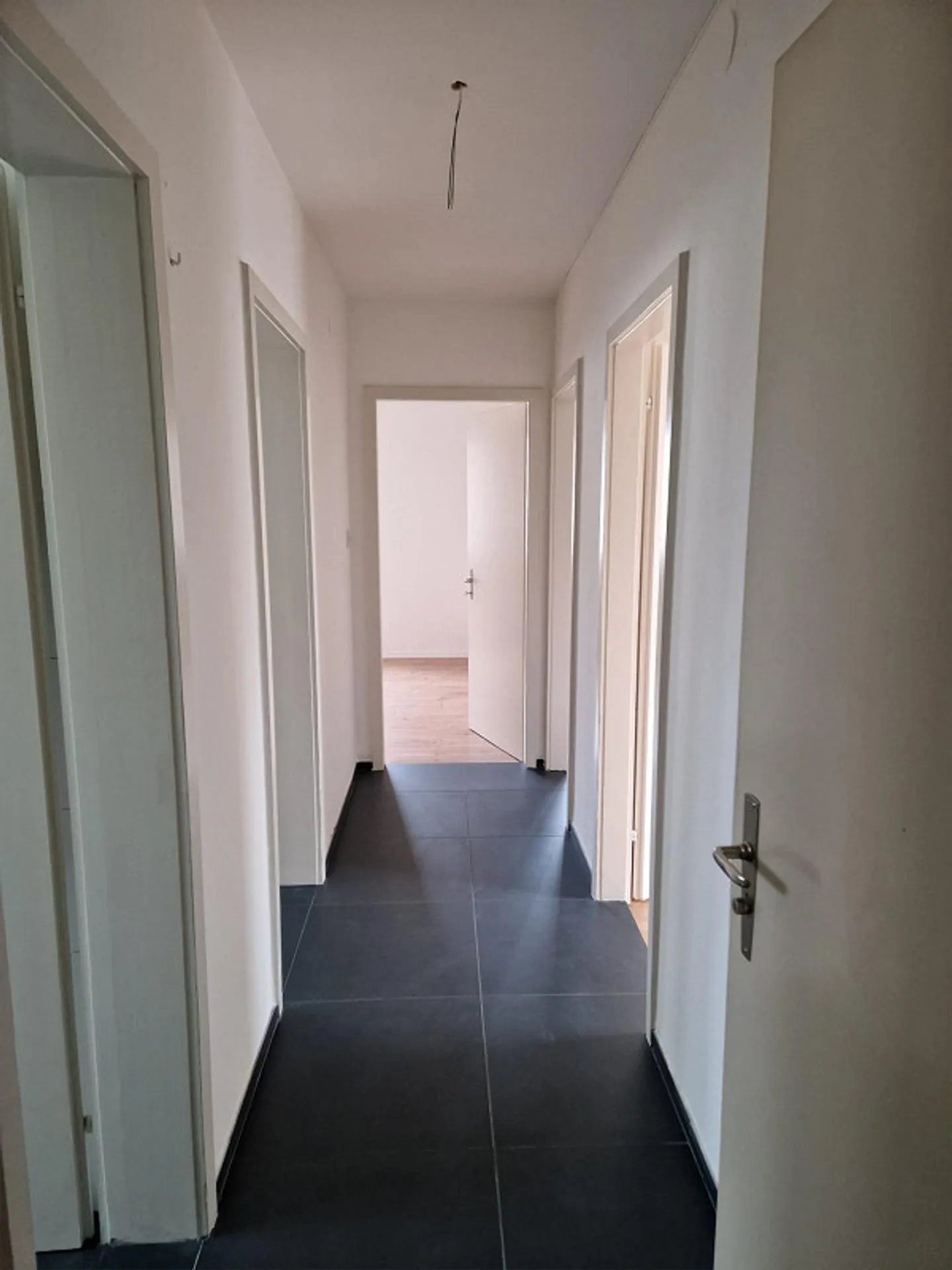 Charming 3.5-room apartment in the town center of Hofstetten - Photo 2 of 16