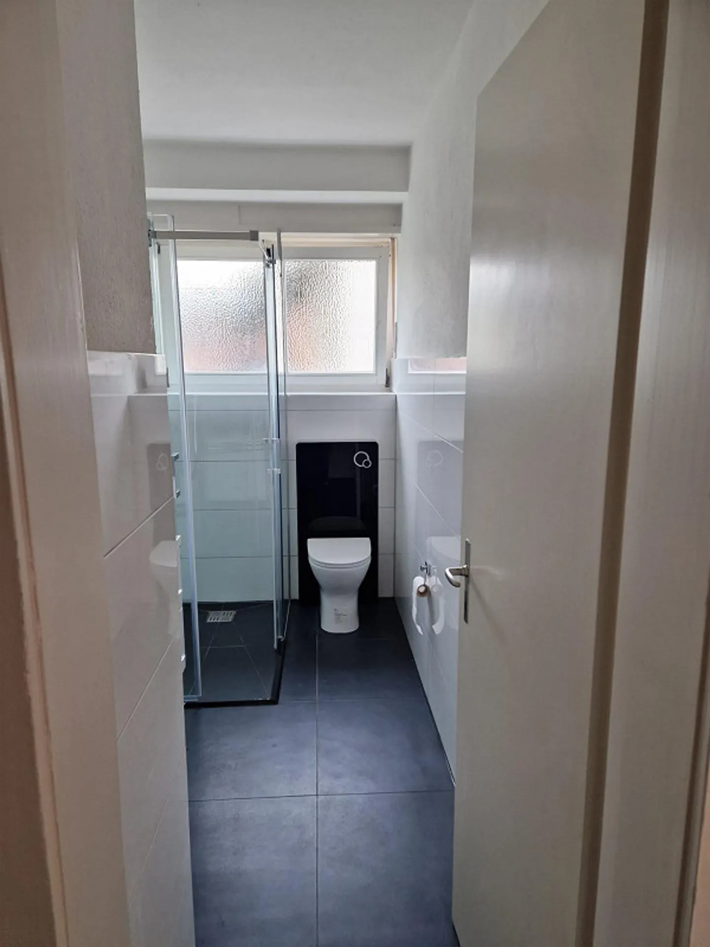 Charming 3.5-room apartment in the town center of Hofstetten - Photo 12 of 16