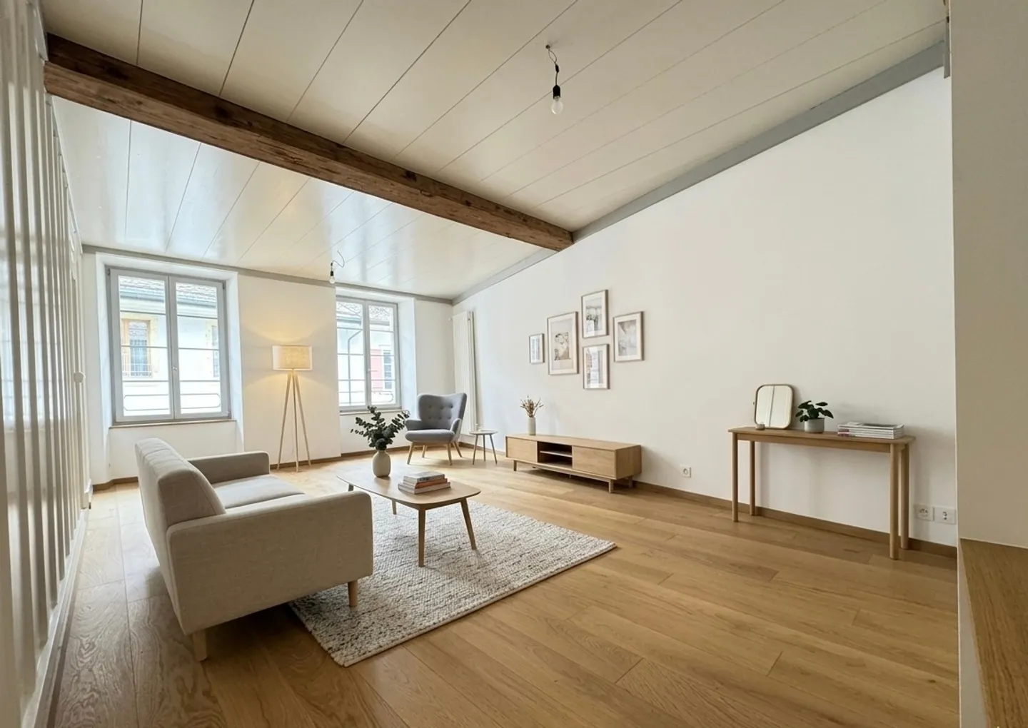 Charmante 2.5-Zimmer-Wohnung - Foto 1 von 8