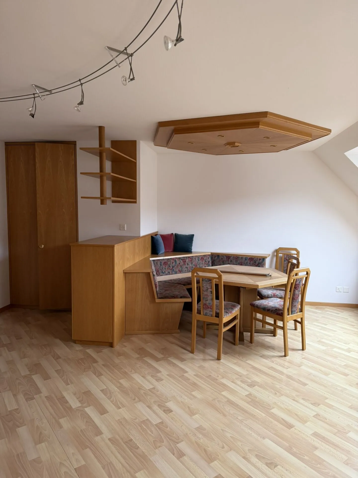 Etzbergstrasse 53 - Maisonette de 6,5 pièces au Sonnenberg - Photo 10 sur 14