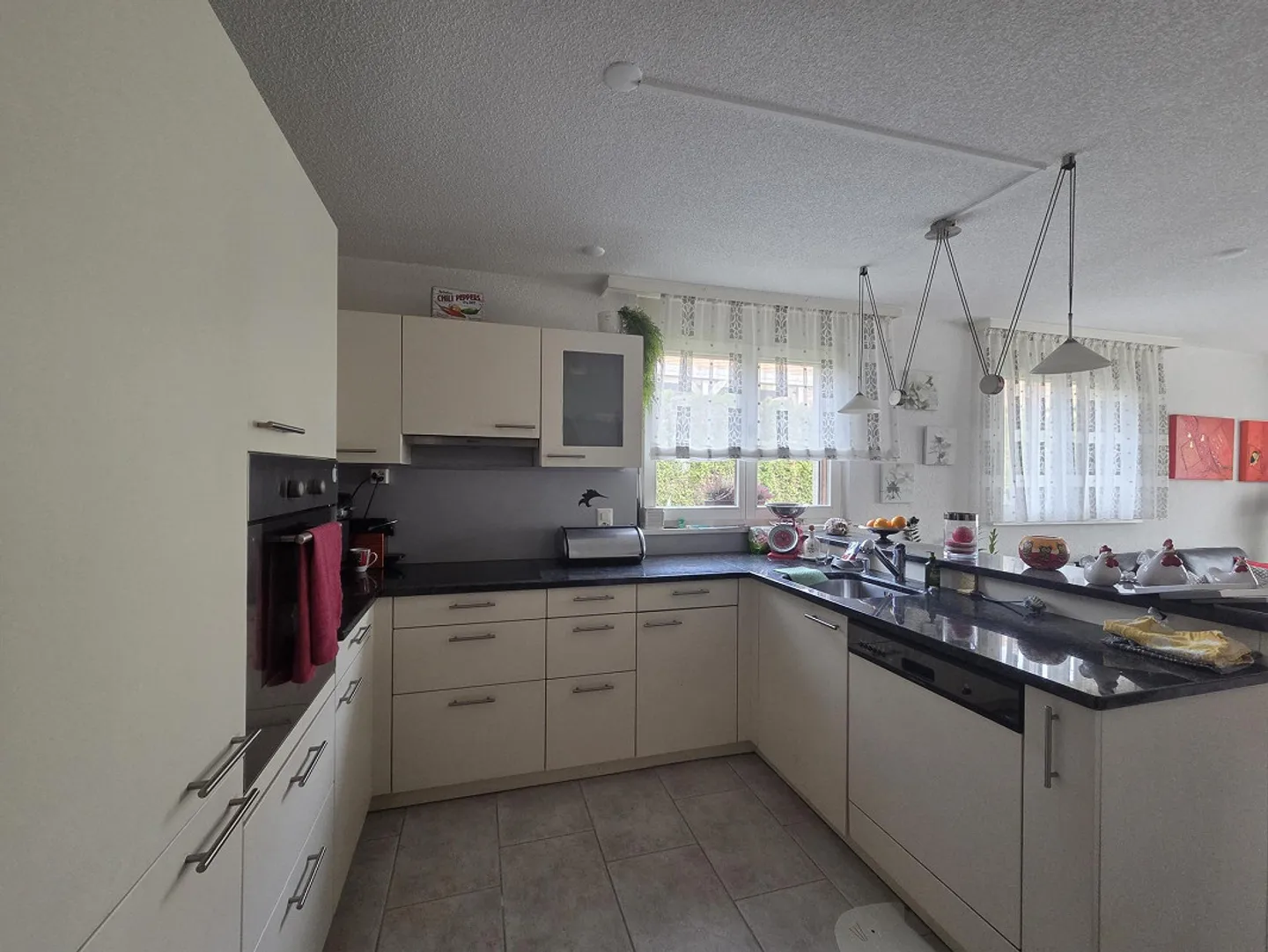 Idyllic Single-Family Home in a Child-Friendly Location - Photo 3 of 13