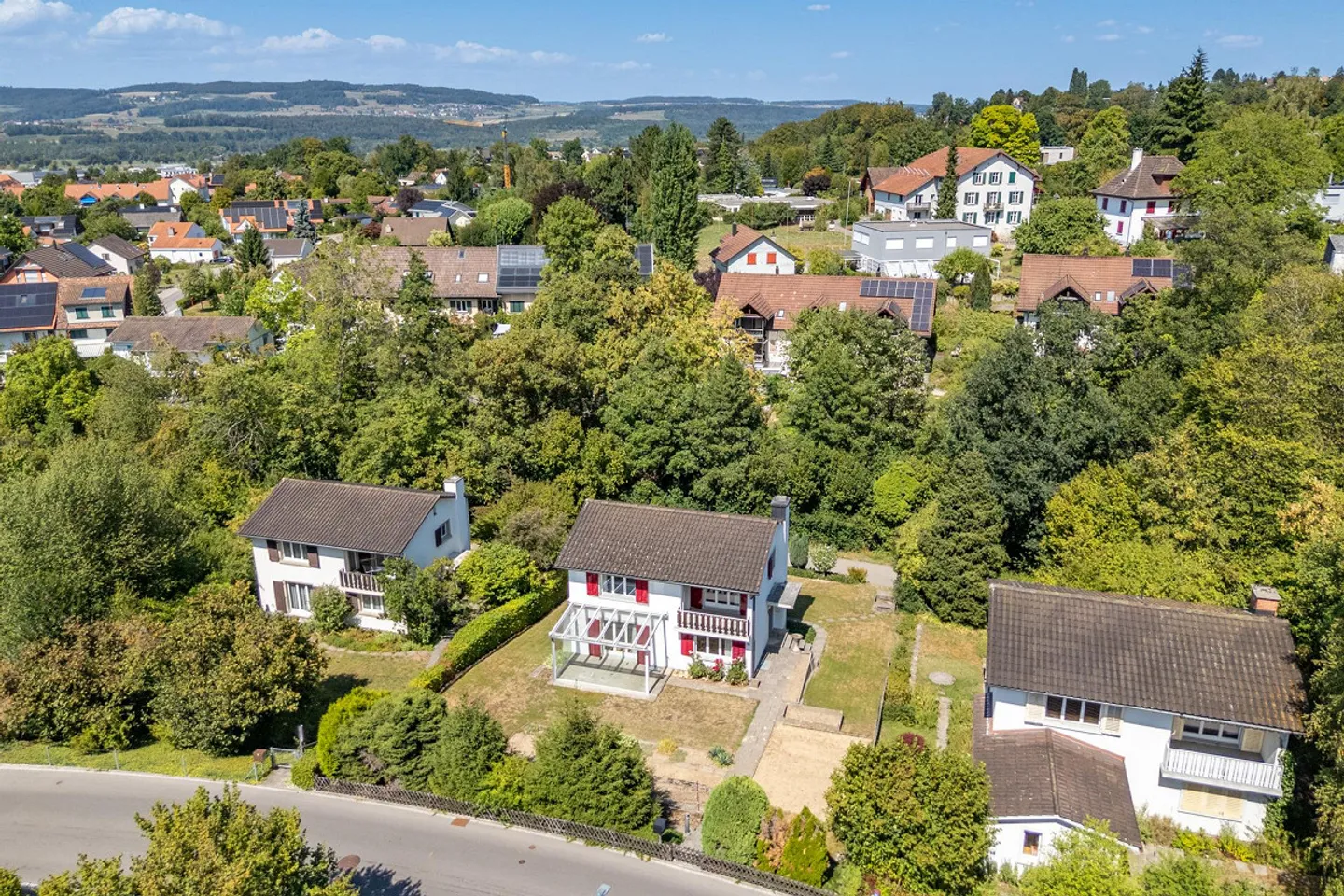 Attraktives Grundstück mit Entwicklungspotenzial - Foto 4 von 17