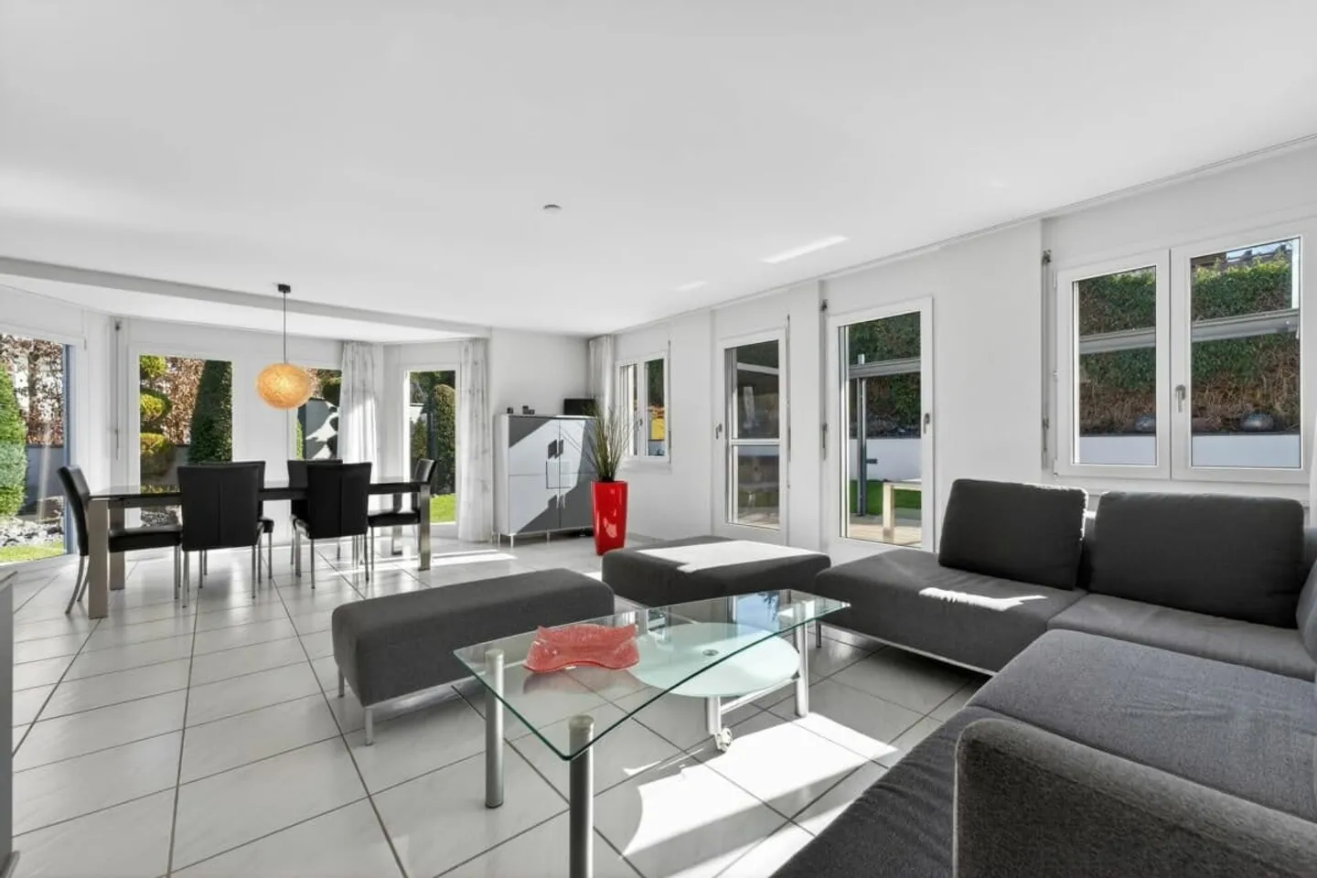 Geräumiges Einfamilienhaus in Regensdorf - Foto 5 von 13