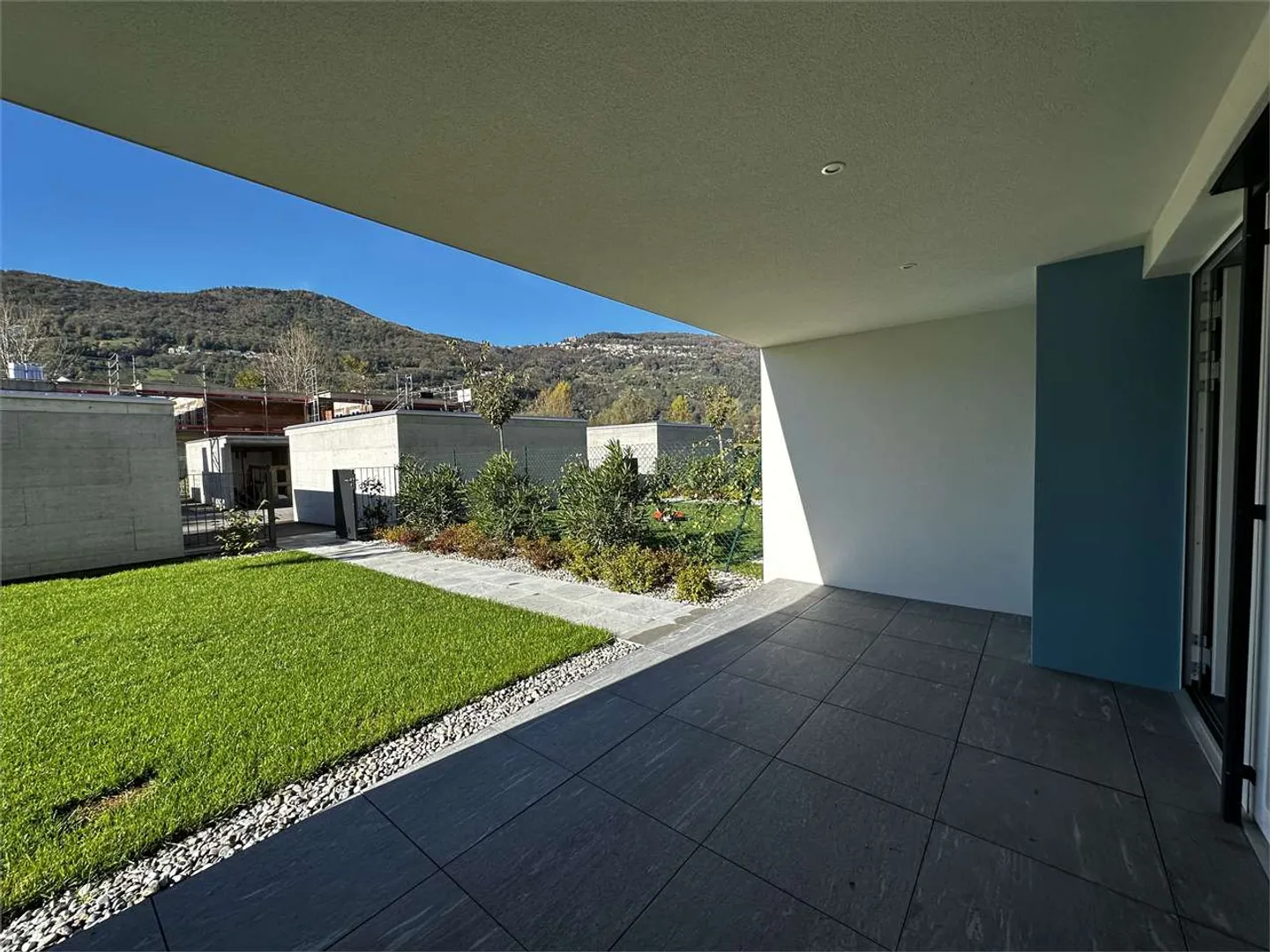 Casa a gradini in affitto - Foto 4 di 27