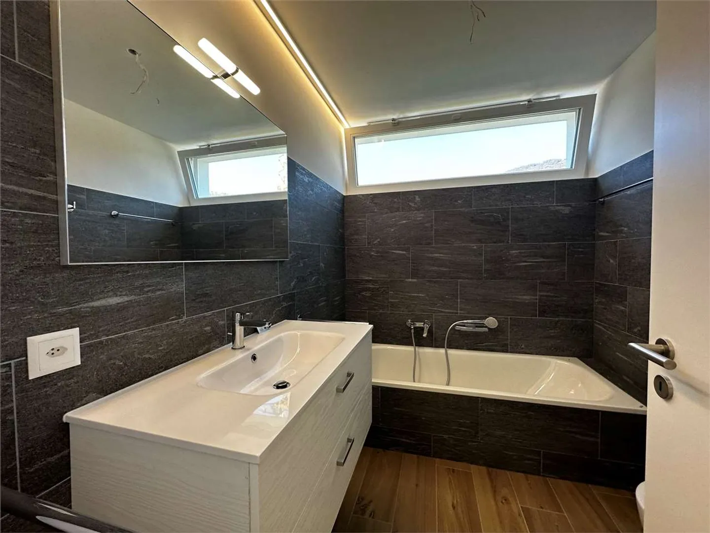 Casa a gradini in affitto - Foto 11 di 27